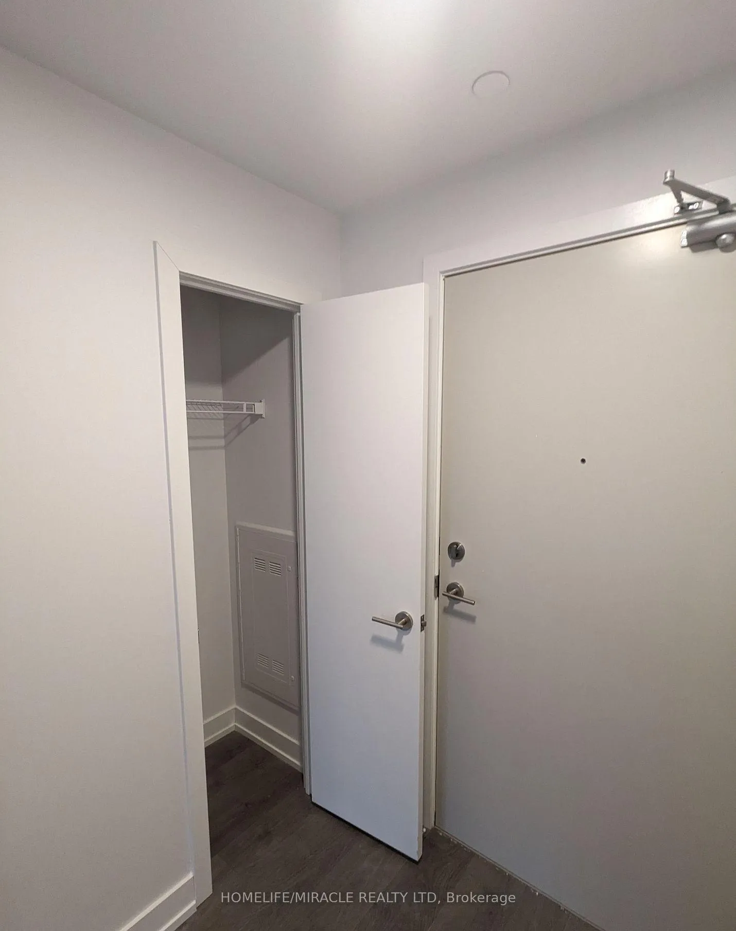 Photo 4 of Unit 212, 215 veterans Drive, Brampton, Northwest Brampton — HOMEH