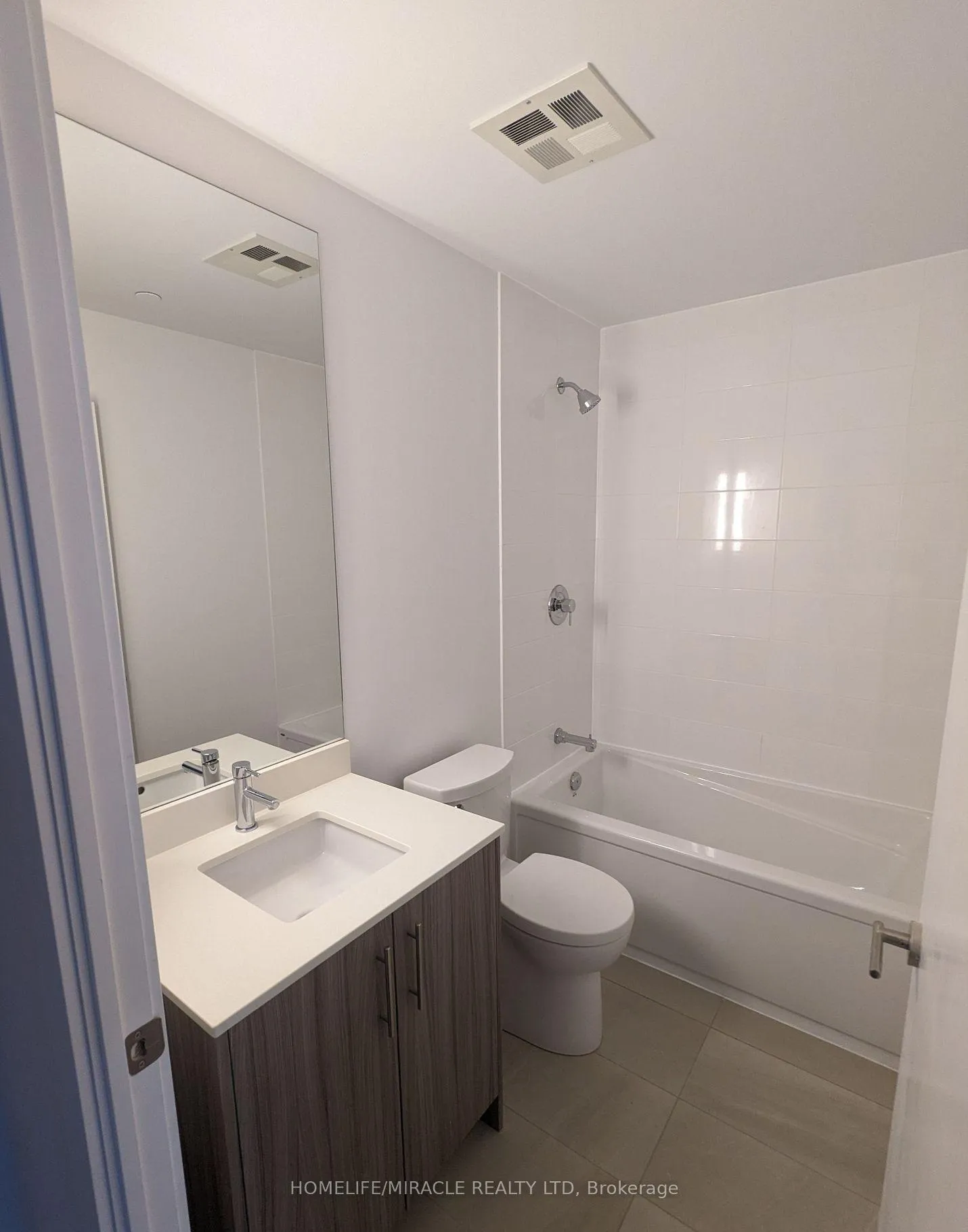 Photo 9 of Unit 212, 215 veterans Drive, Brampton, Northwest Brampton — HOMEH