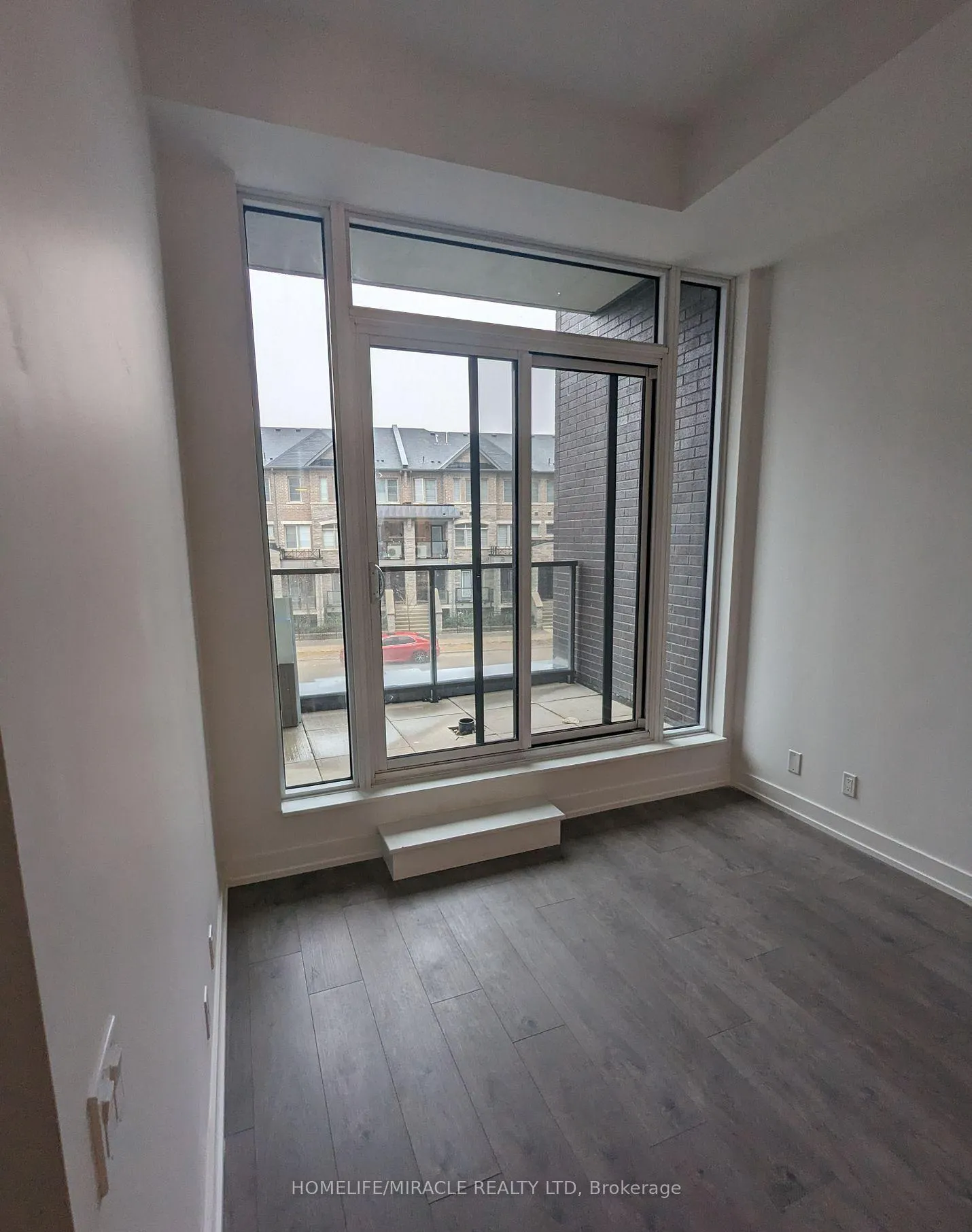 Photo 11 of Unit 212, 215 veterans Drive, Brampton, Northwest Brampton — HOMEH