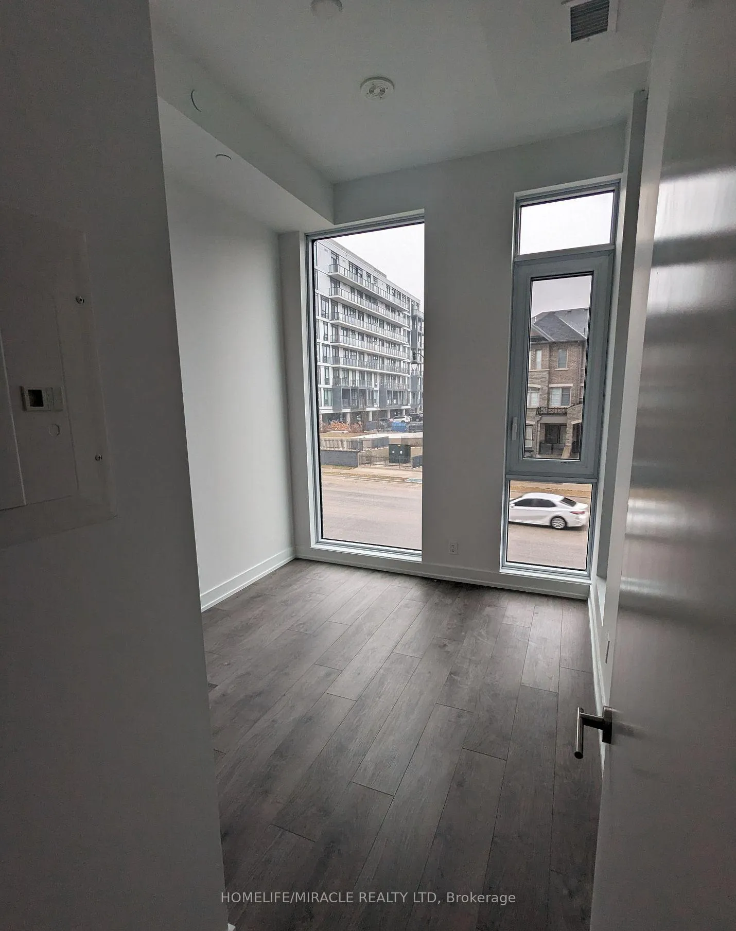 Photo 12 of Unit 212, 215 veterans Drive, Brampton, Northwest Brampton — HOMEH