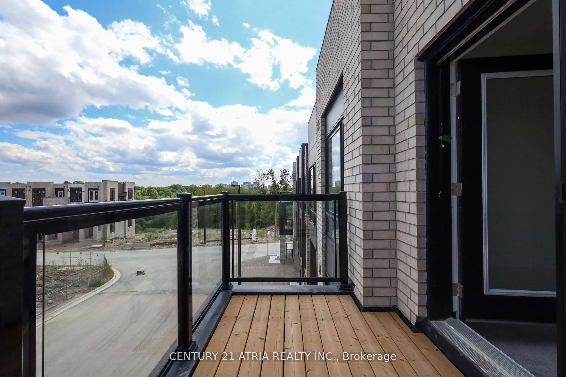 Photo 23 of 20 Dandara Gate, Vaughan, Vaughan Grove — HOMEH