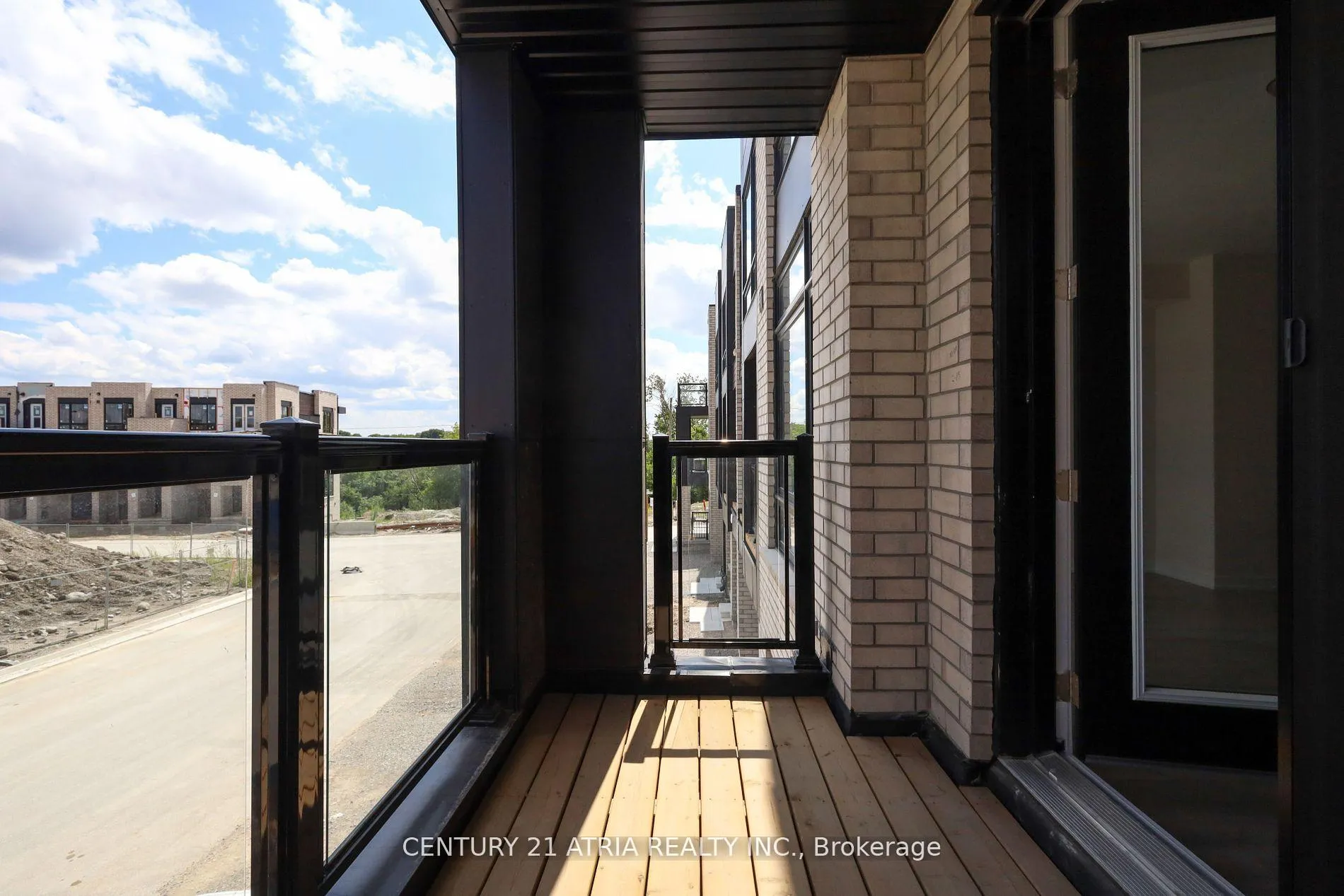 Photo 24 of 20 Dandara Gate, Vaughan, Vaughan Grove — HOMEH
