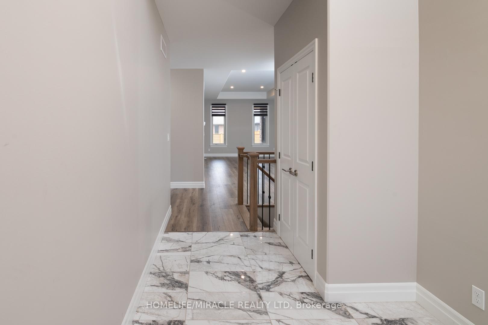 Photo 4 of 37 Wims Way, Belleville, Thurlow Ward — HOMEH