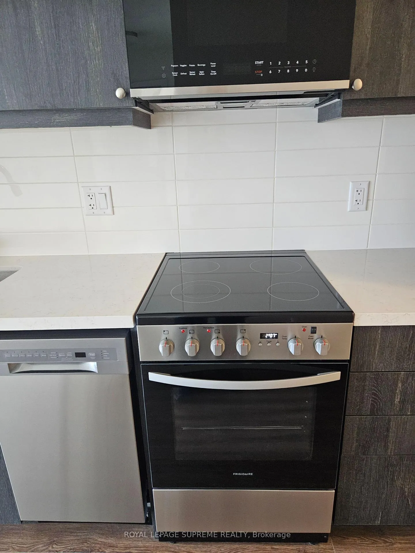 Photo 12 of Unit 1122, 51 Clarington Boulevard, Clarington, Bowmanville — HOMEH