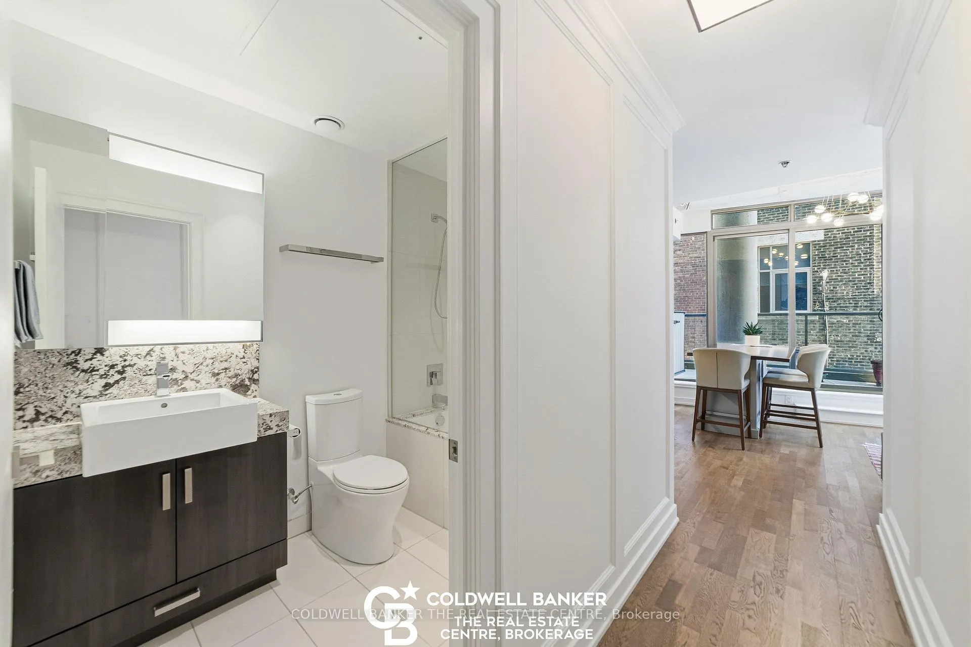 Photo 4 of Unit 408, 15 Beverley Street, Toronto, Kensington-Chinatown — HOMEH