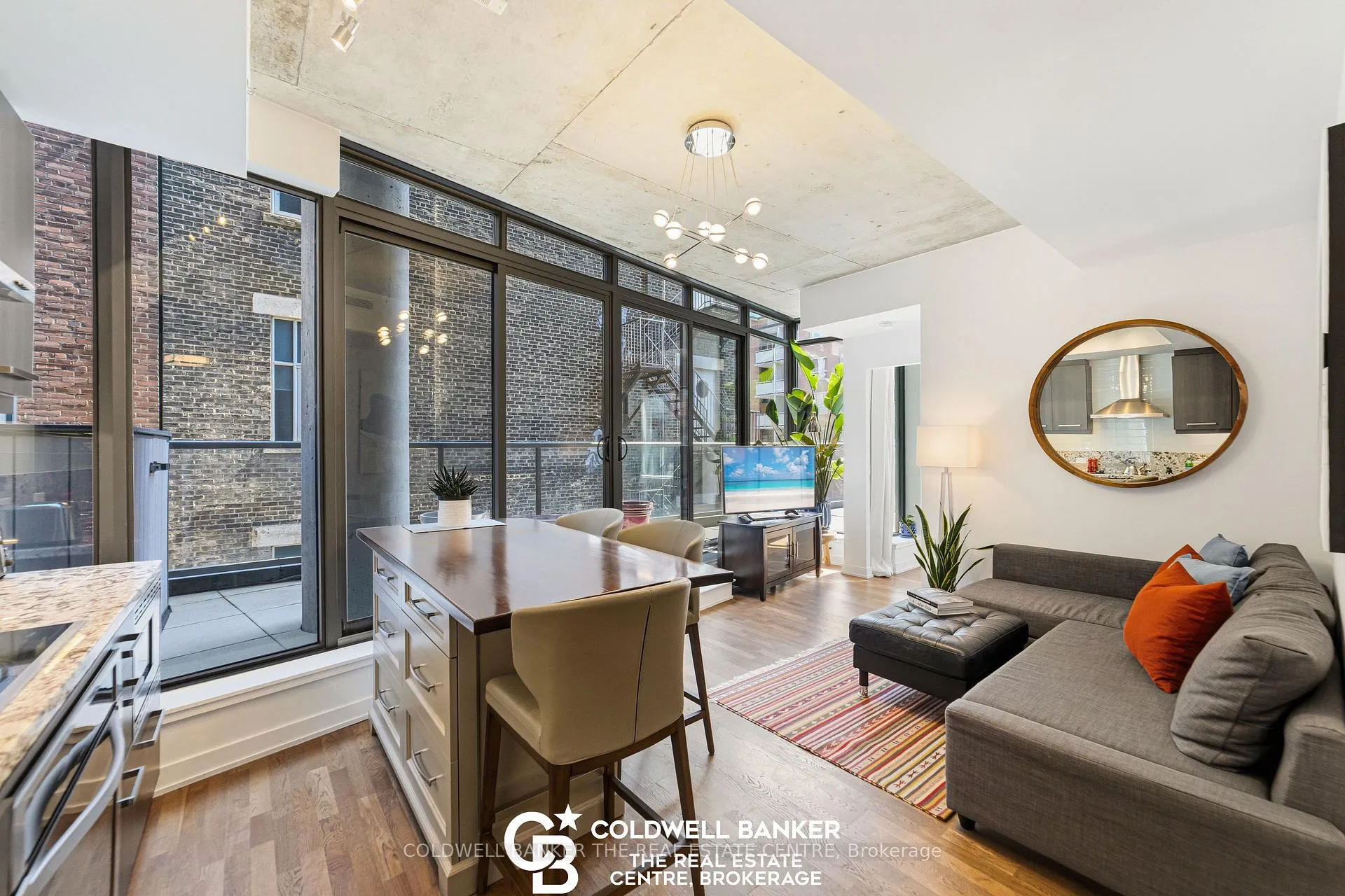 Photo 8 of Unit 408, 15 Beverley Street, Toronto, Kensington-Chinatown — HOMEH