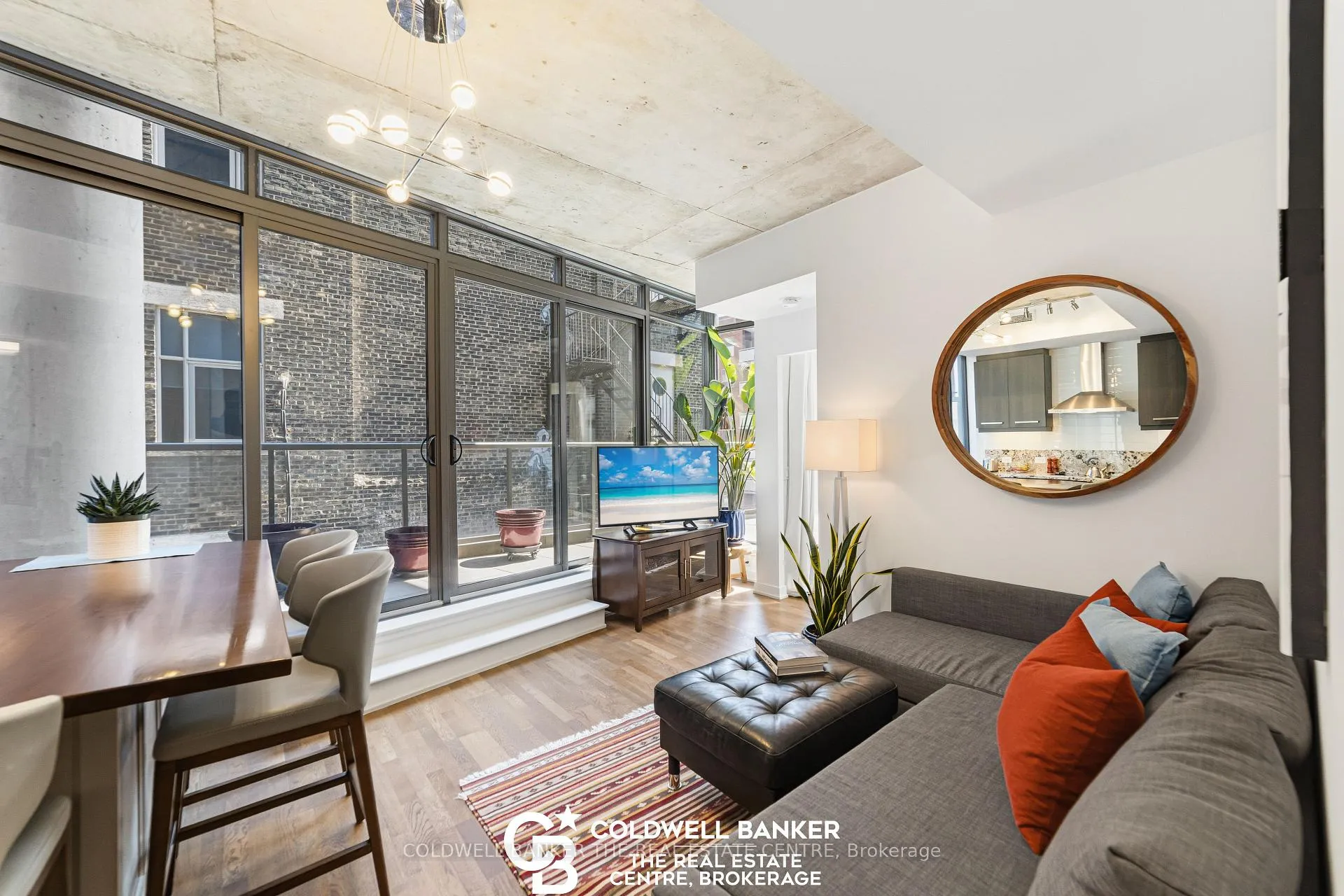 Photo 10 of Unit 408, 15 Beverley Street, Toronto, Kensington-Chinatown — HOMEH