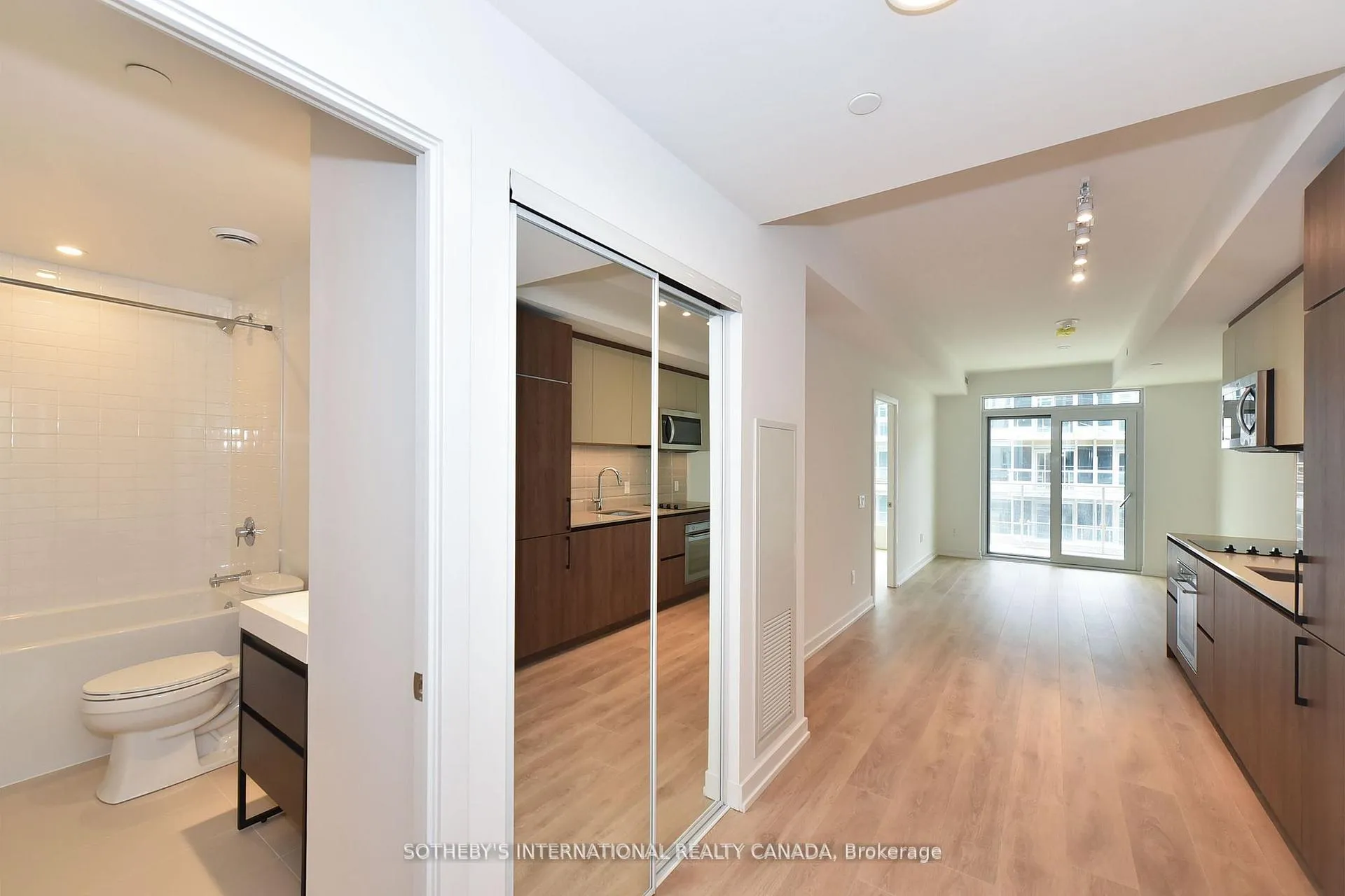 Photo 10 of Unit 526, 150 Logan Avenue, Toronto, South Riverdale — HOMEH
