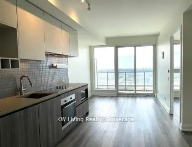 Photo 3 of Unit 4607, 5 Buttermill Avenue, Vaughan, Concord — HOMEH