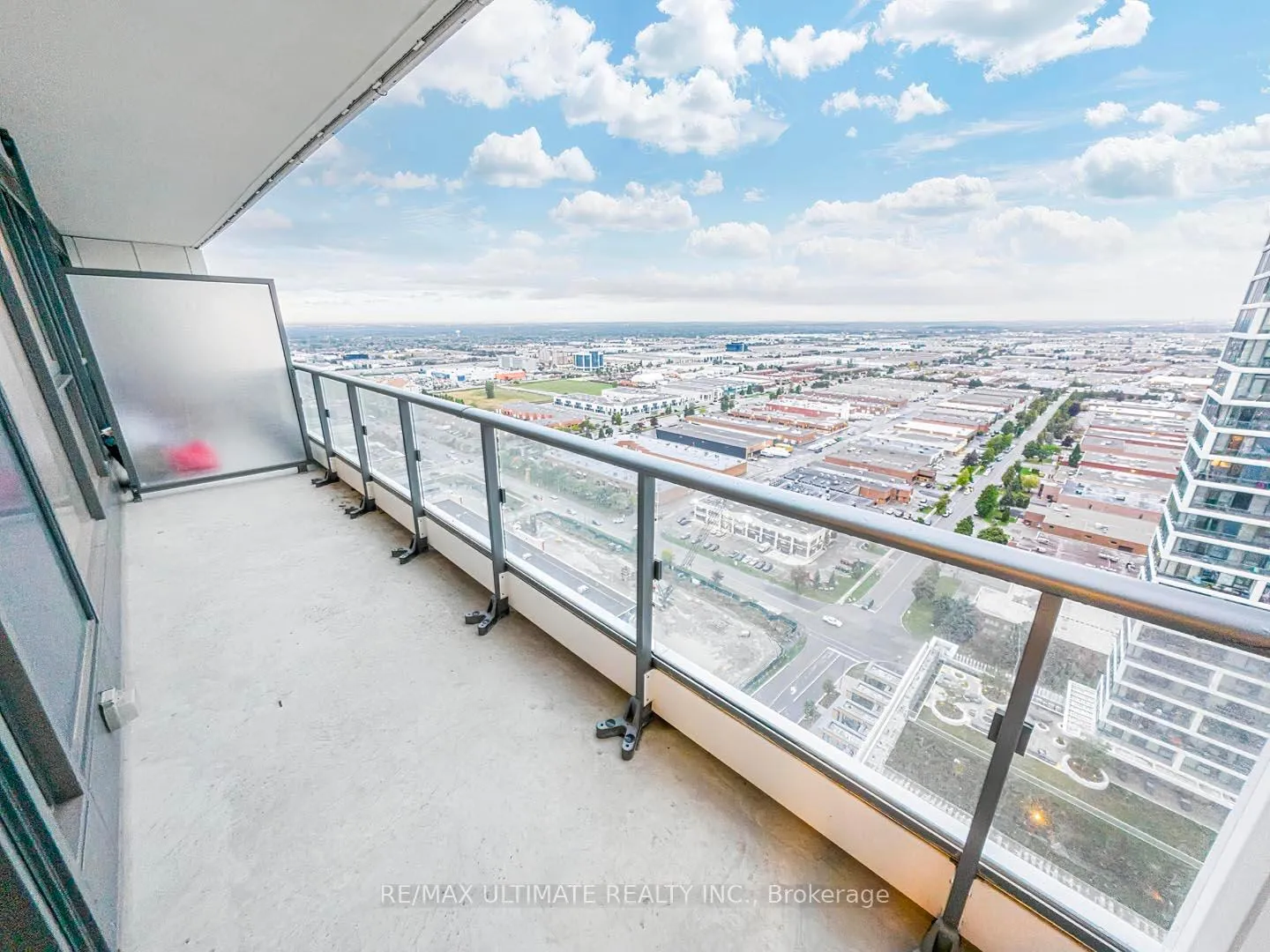 Photo 17 of Unit 3012, 5 Buttermill Avenue, Vaughan, Vaughan Corporate Centre — HOMEH