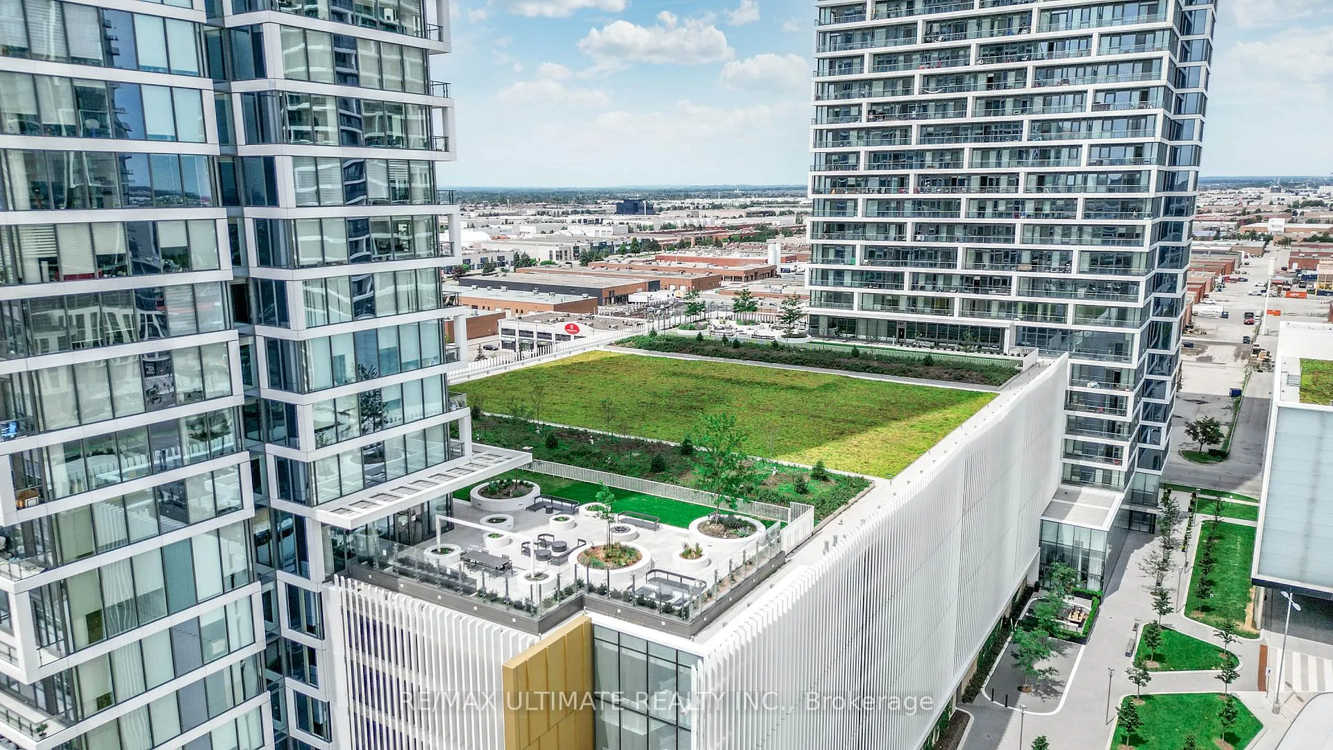 Photo 19 of Unit 3012, 5 Buttermill Avenue, Vaughan, Vaughan Corporate Centre — HOMEH