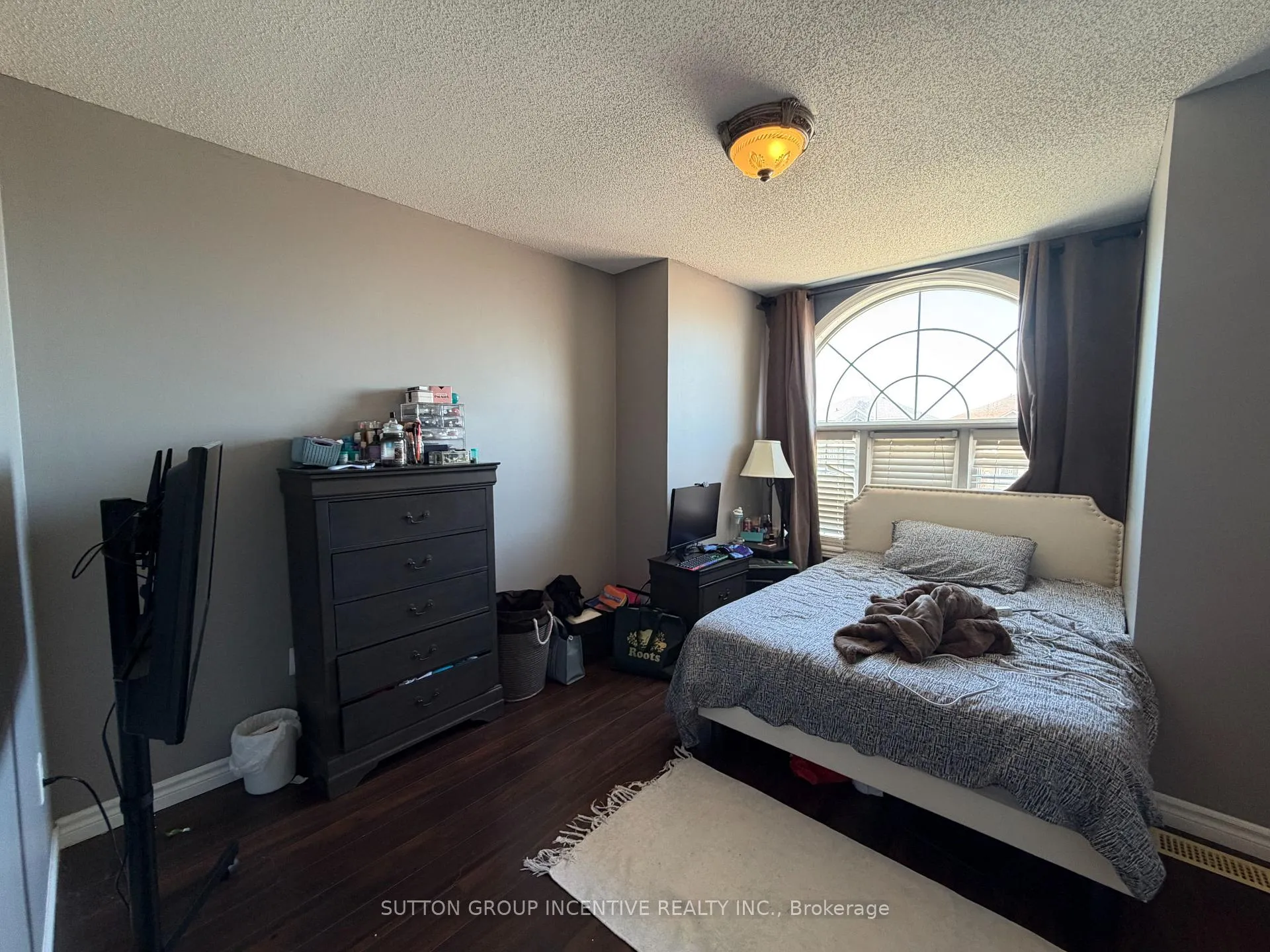 Photo 22 of 422 Mapleton Avenue, Barrie, Ardagh — HOMEH