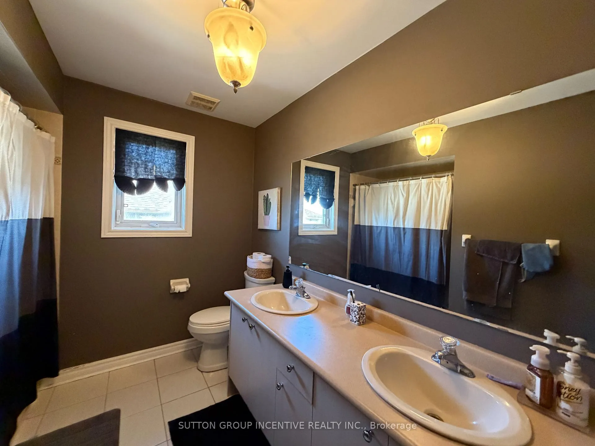 Photo 25 of 422 Mapleton Avenue, Barrie, Ardagh — HOMEH