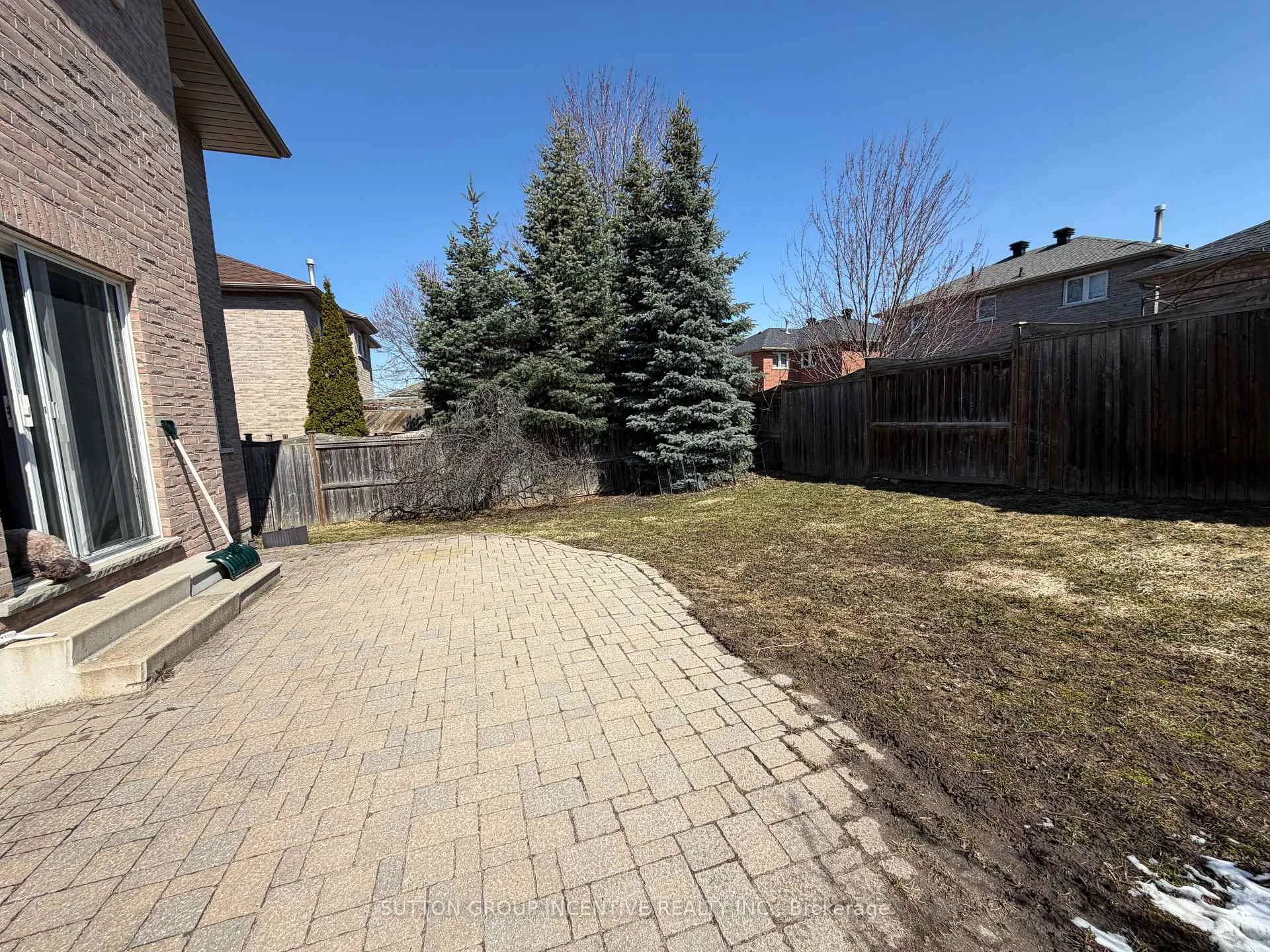 Photo 27 of 422 Mapleton Avenue, Barrie, Ardagh — HOMEH