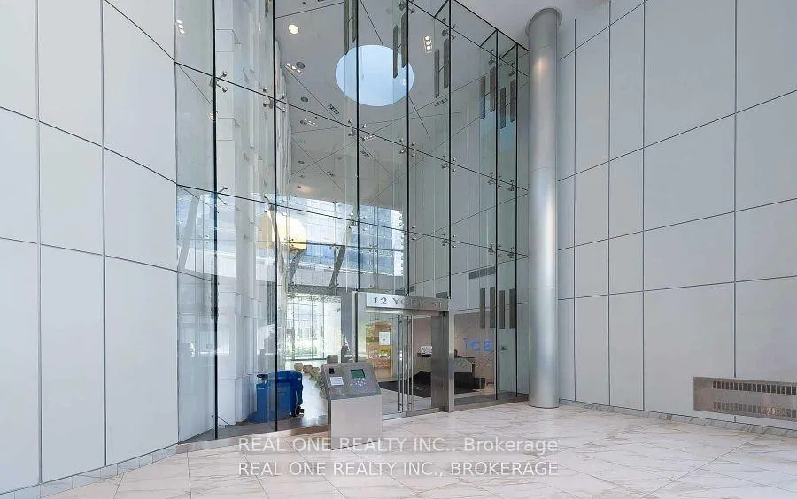 Front of Unit 2001, 12 York Street