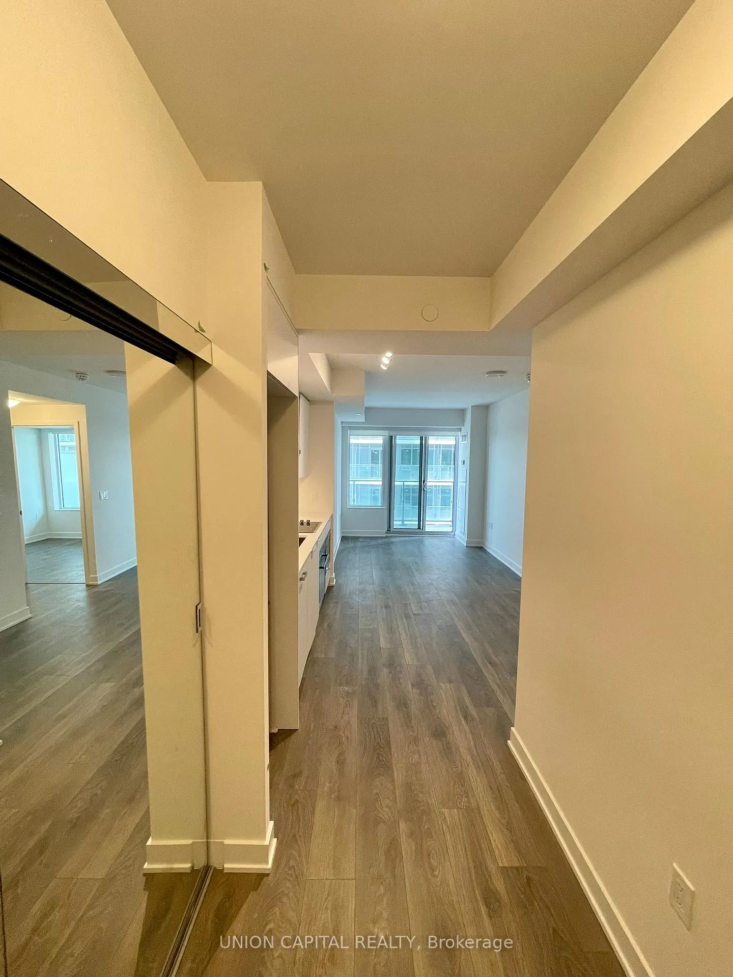 Photo 11 of Unit 2506, 99 Broadway Avenue, Toronto, Mount Pleasant West — HOMEH