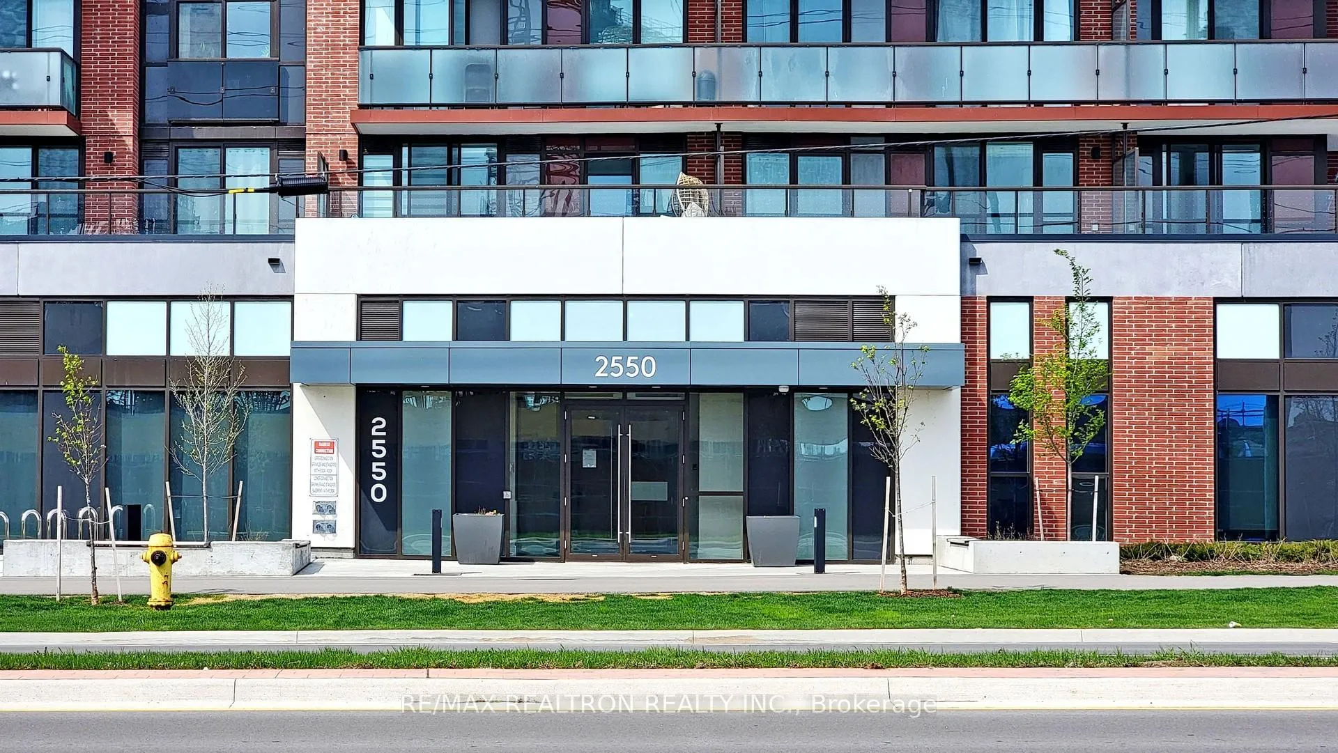 Photo 2 of Unit 2120, 2550 Simcoe Street N, Oshawa, Windfields — HOMEH