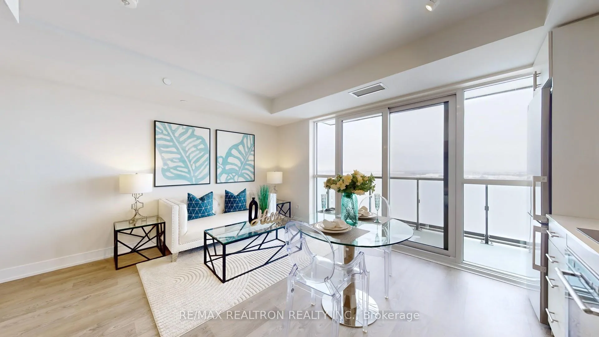 Photo 11 of Unit 2120, 2550 Simcoe Street N, Oshawa, Windfields — HOMEH