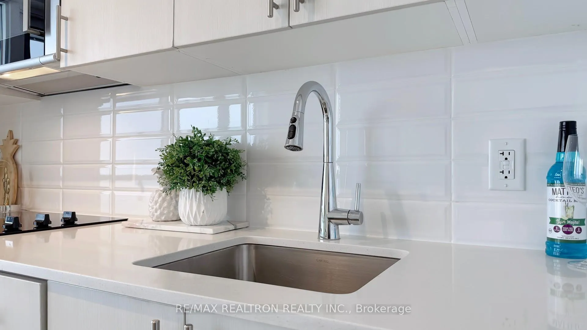 Photo 15 of Unit 2120, 2550 Simcoe Street N, Oshawa, Windfields — HOMEH