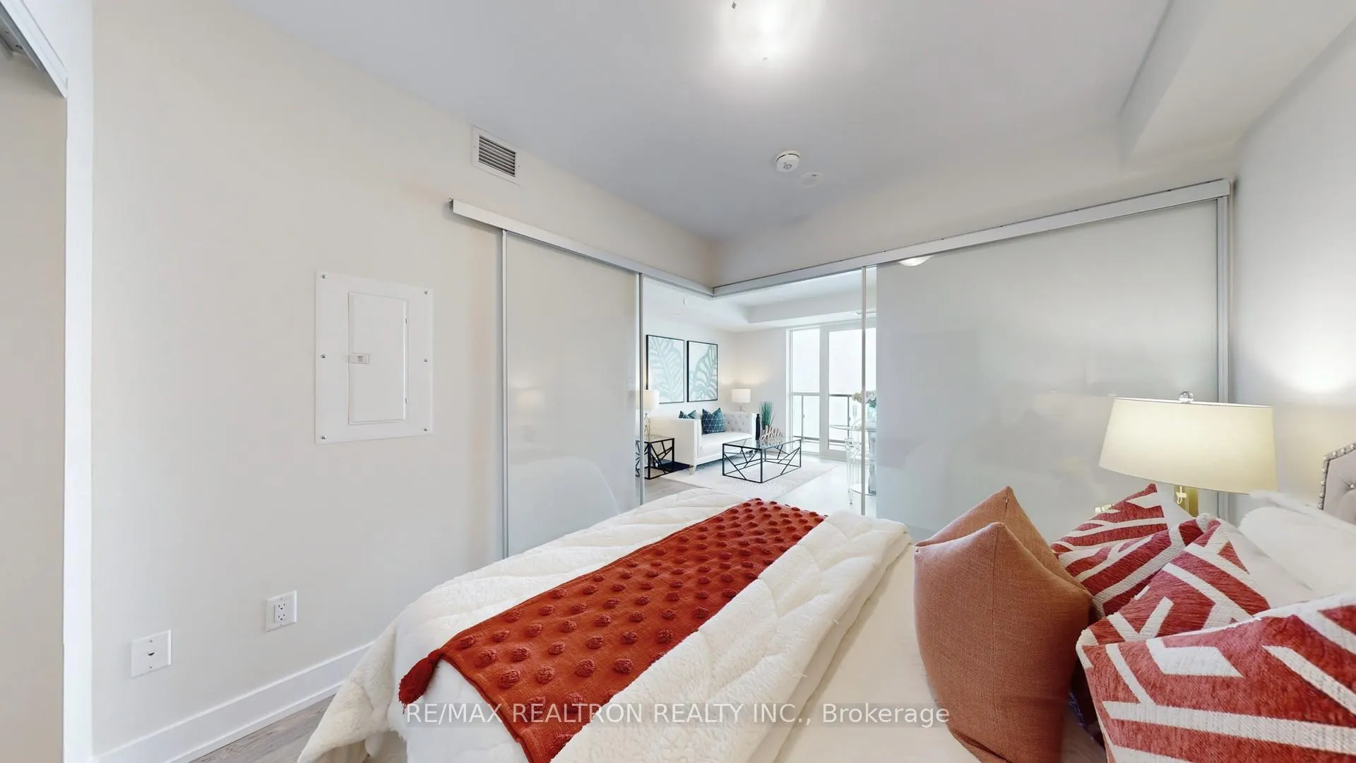 Photo 19 of Unit 2120, 2550 Simcoe Street N, Oshawa, Windfields — HOMEH