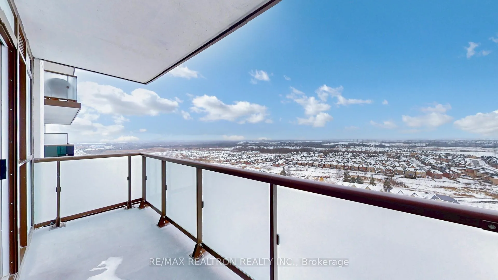 Photo 23 of Unit 2120, 2550 Simcoe Street N, Oshawa, Windfields — HOMEH