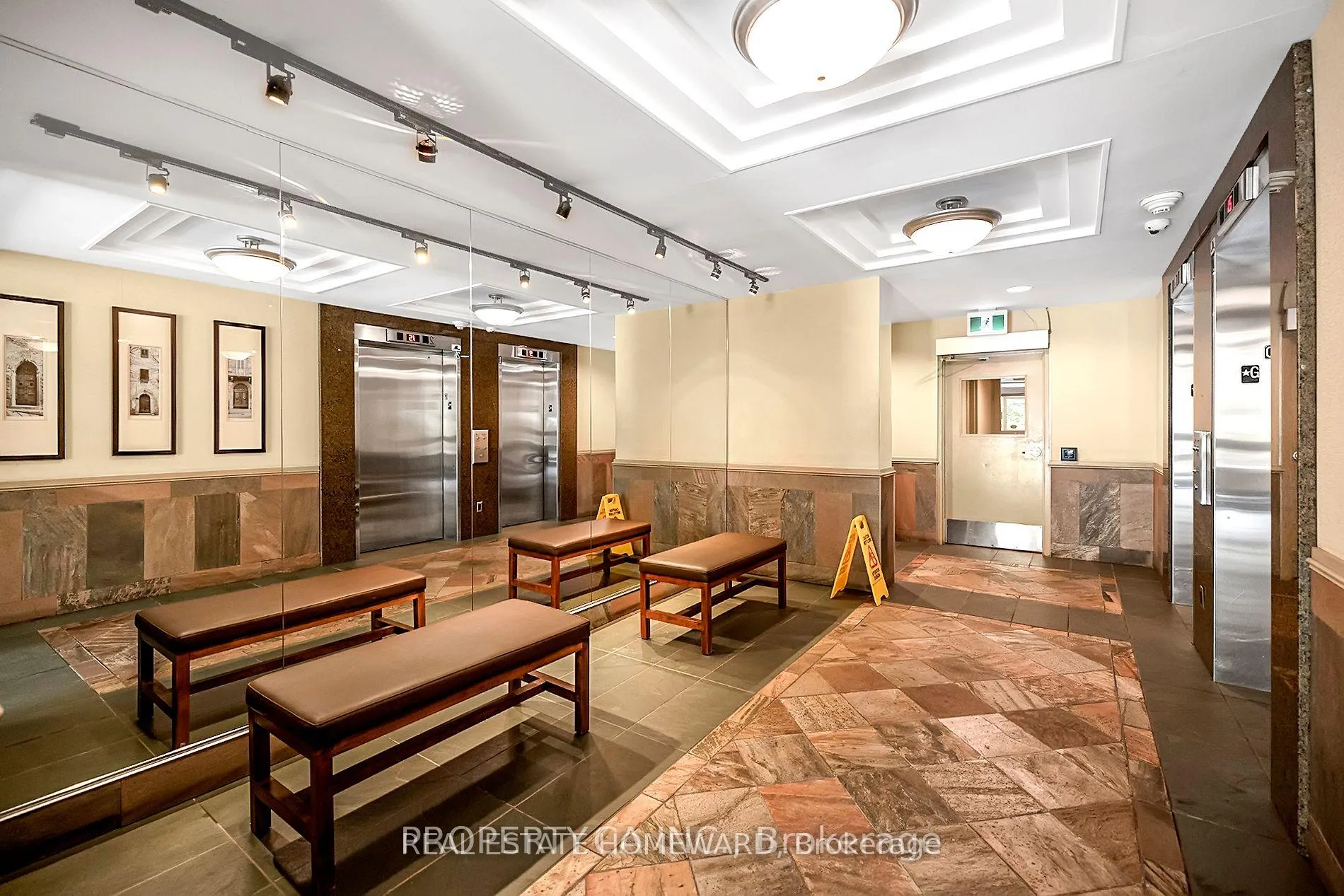 Photo 10 of Unit 1002, 4 Park Vista View, Toronto, East York — HOMEH