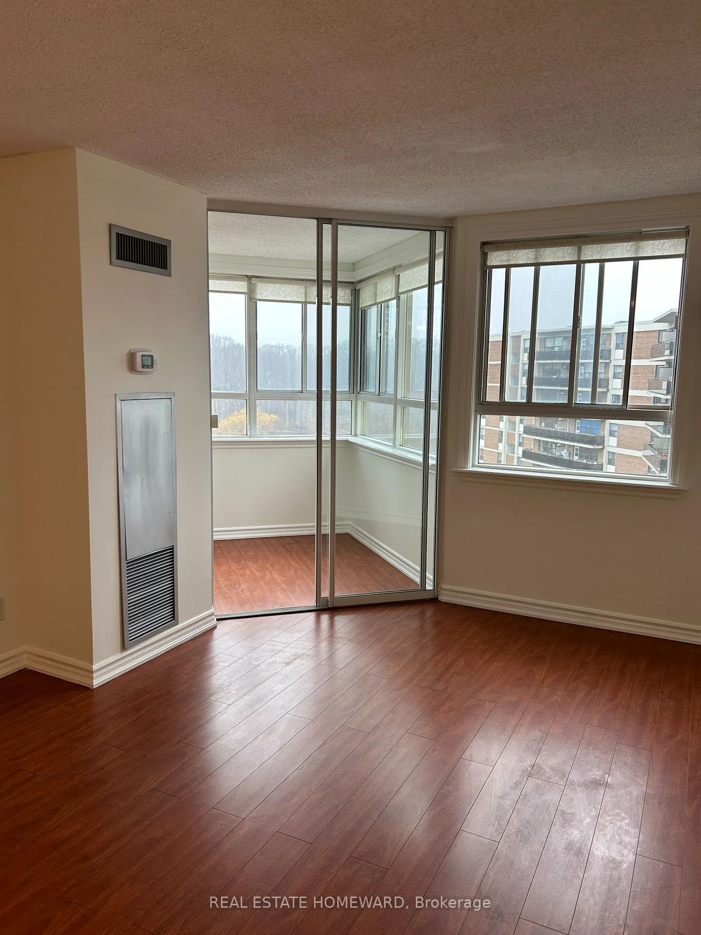 Photo 25 of Unit 1002, 4 Park Vista View, Toronto, East York — HOMEH