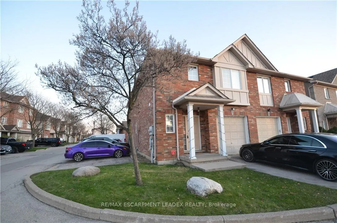 Photo 1 of Unit 5, 876 Golf Links Road, Hamilton, Ancaster — HOMEH