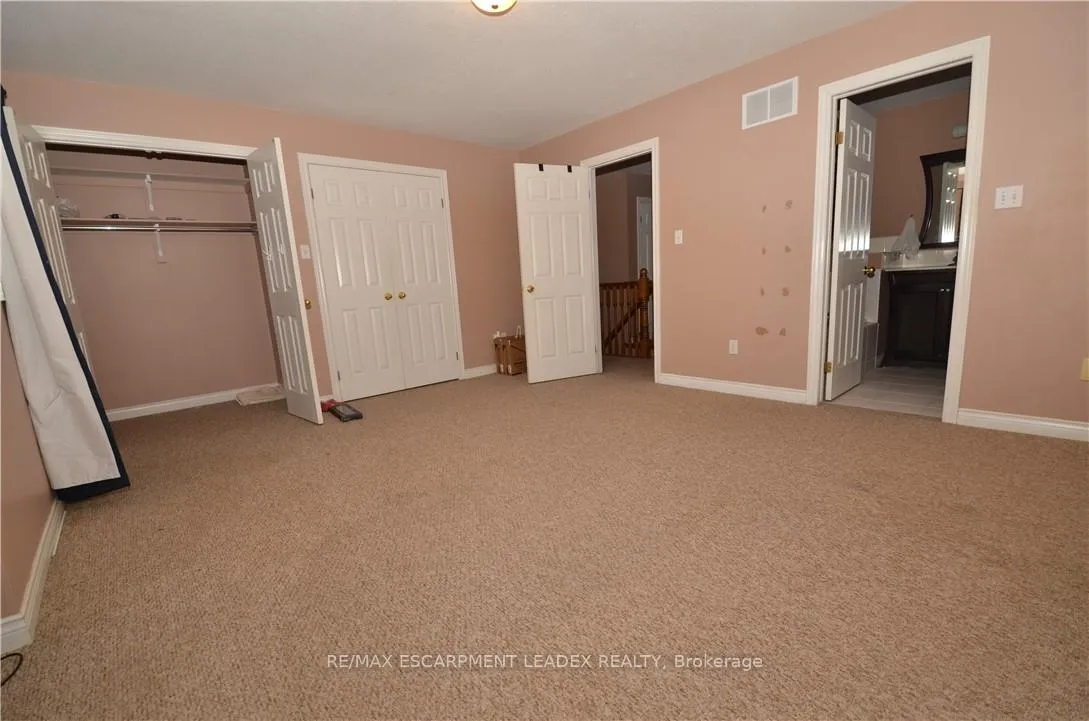 Photo 13 of Unit 5, 876 Golf Links Road, Hamilton, Ancaster — HOMEH