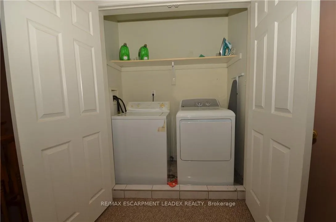 Photo 16 of Unit 5, 876 Golf Links Road, Hamilton, Ancaster — HOMEH