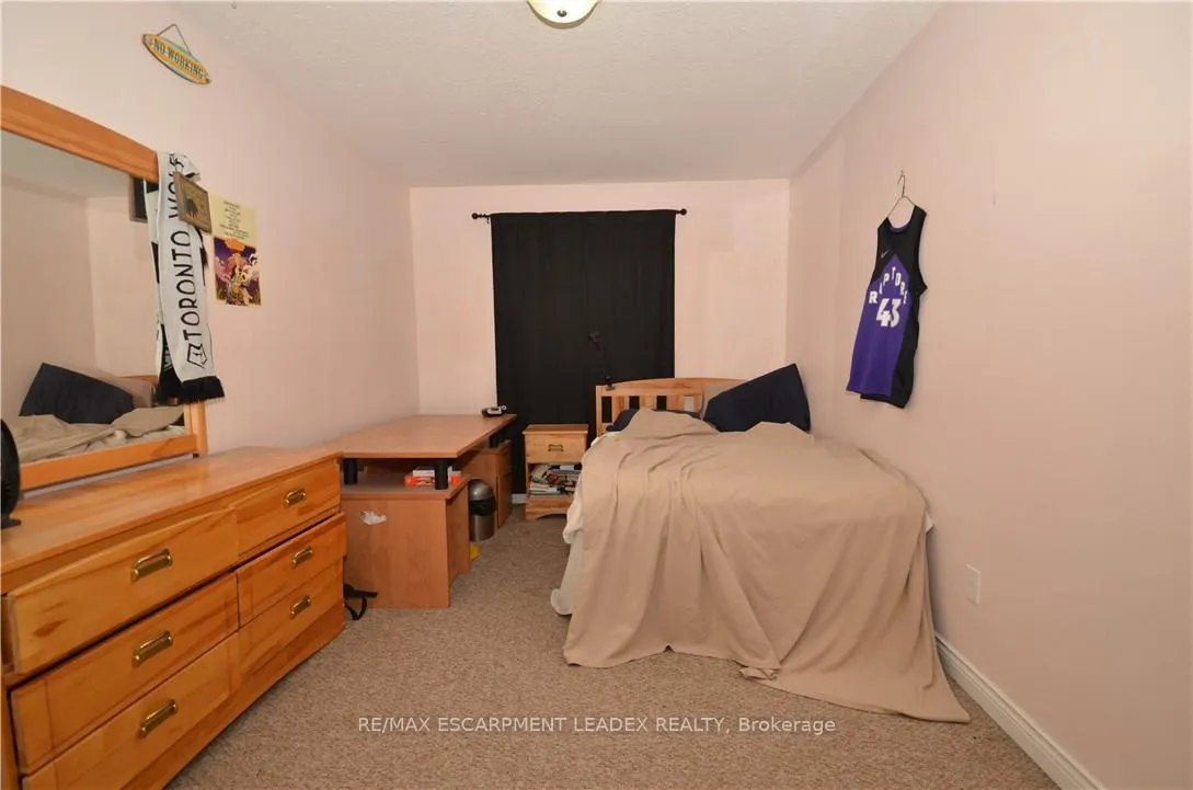 Photo 18 of Unit 5, 876 Golf Links Road, Hamilton, Ancaster — HOMEH