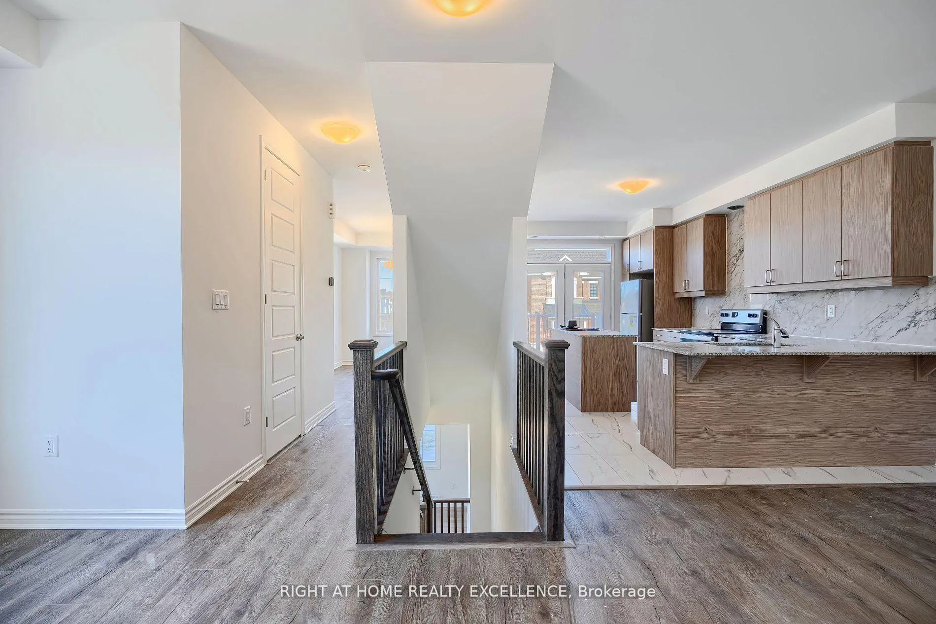 Photo 14 of 43 Keppel Circle, Brampton, Northwest Brampton — HOMEH