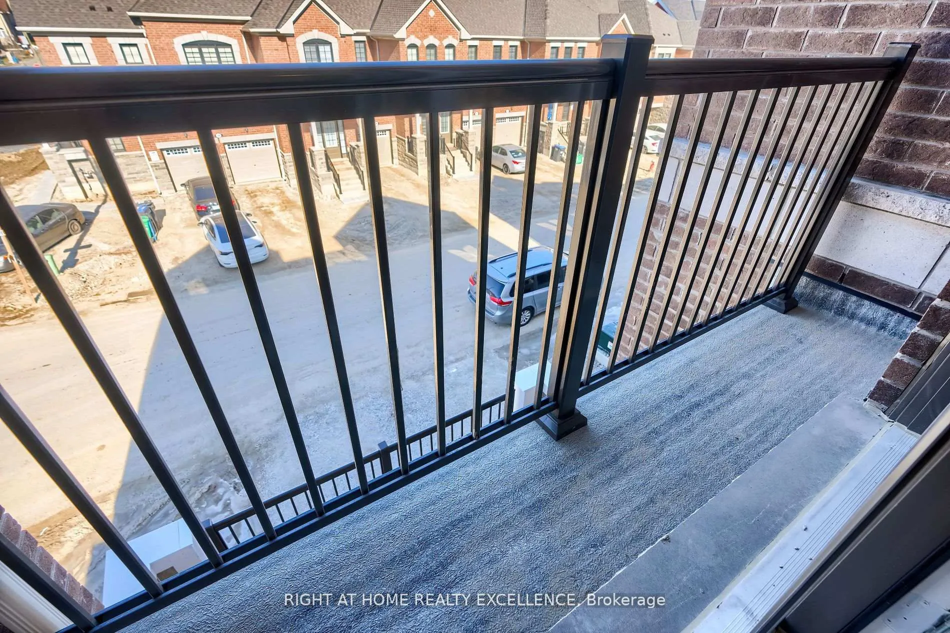 Photo 28 of 43 Keppel Circle, Brampton, Northwest Brampton — HOMEH