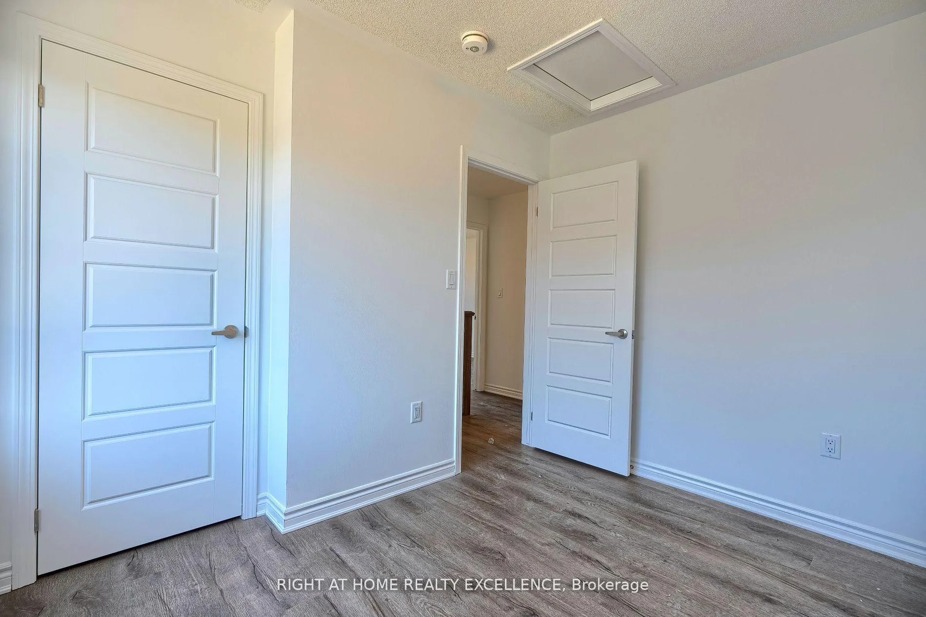 Photo 32 of 43 Keppel Circle, Brampton, Northwest Brampton — HOMEH