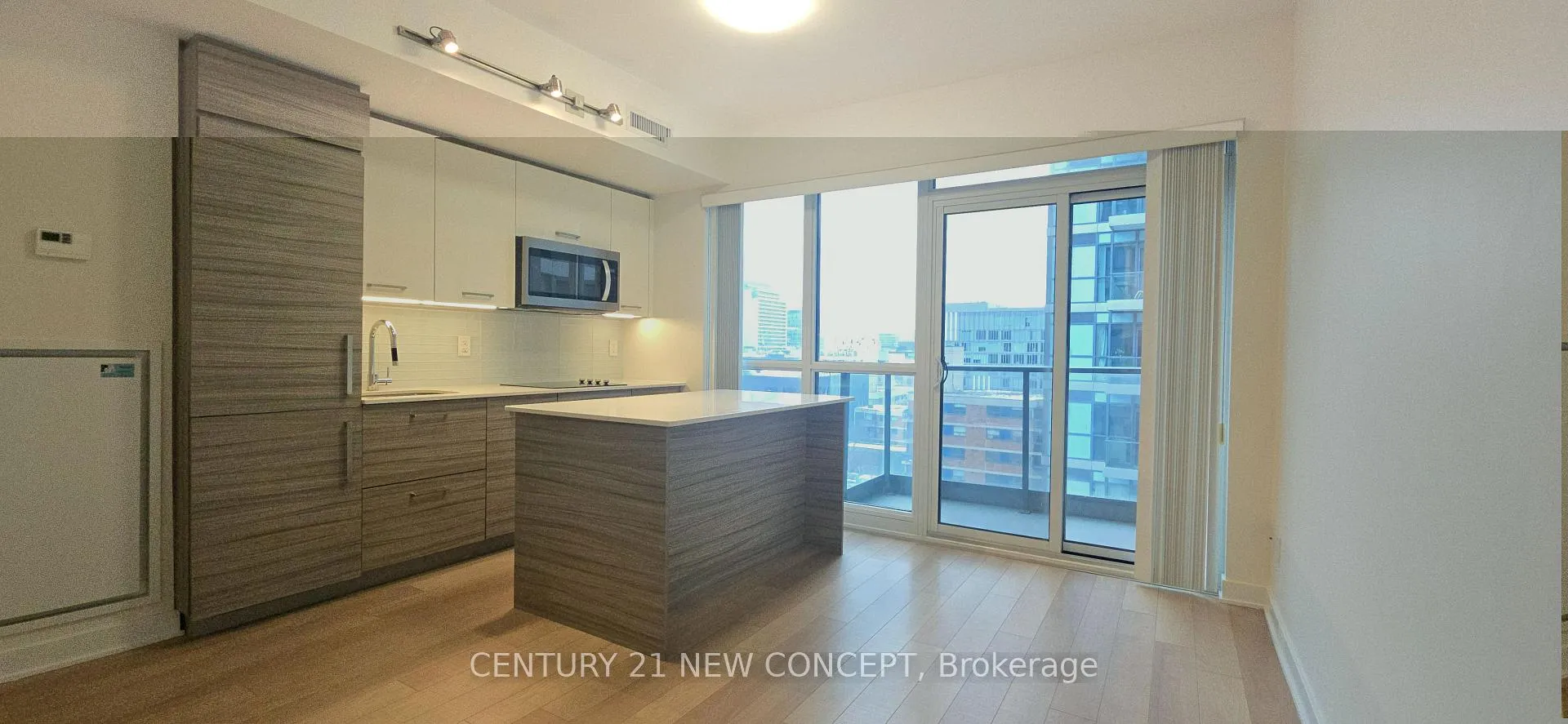 Photo 4 of Unit 1112, 210 Simcoe Street, Toronto, Kensington-Chinatown — HOMEH