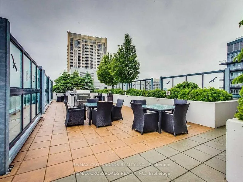Photo 4 of Unit 536, 600 Fleet Street, Toronto, Niagara — HOMEH