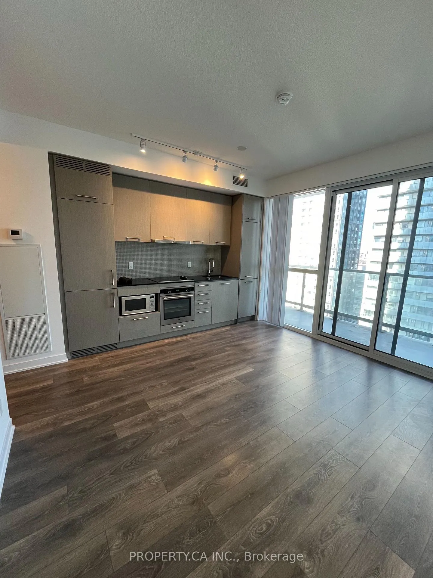 Photo 5 of Unit 2809, 87 Peter Street, Toronto, Waterfront Communities — HOMEH