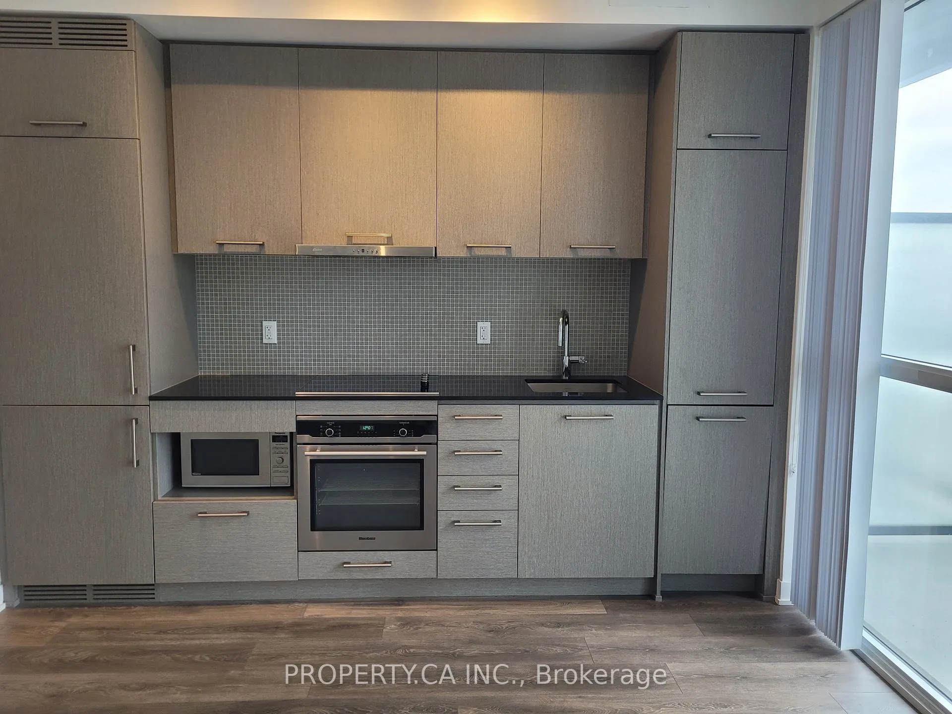 Photo 7 of Unit 2809, 87 Peter Street, Toronto, Waterfront Communities — HOMEH