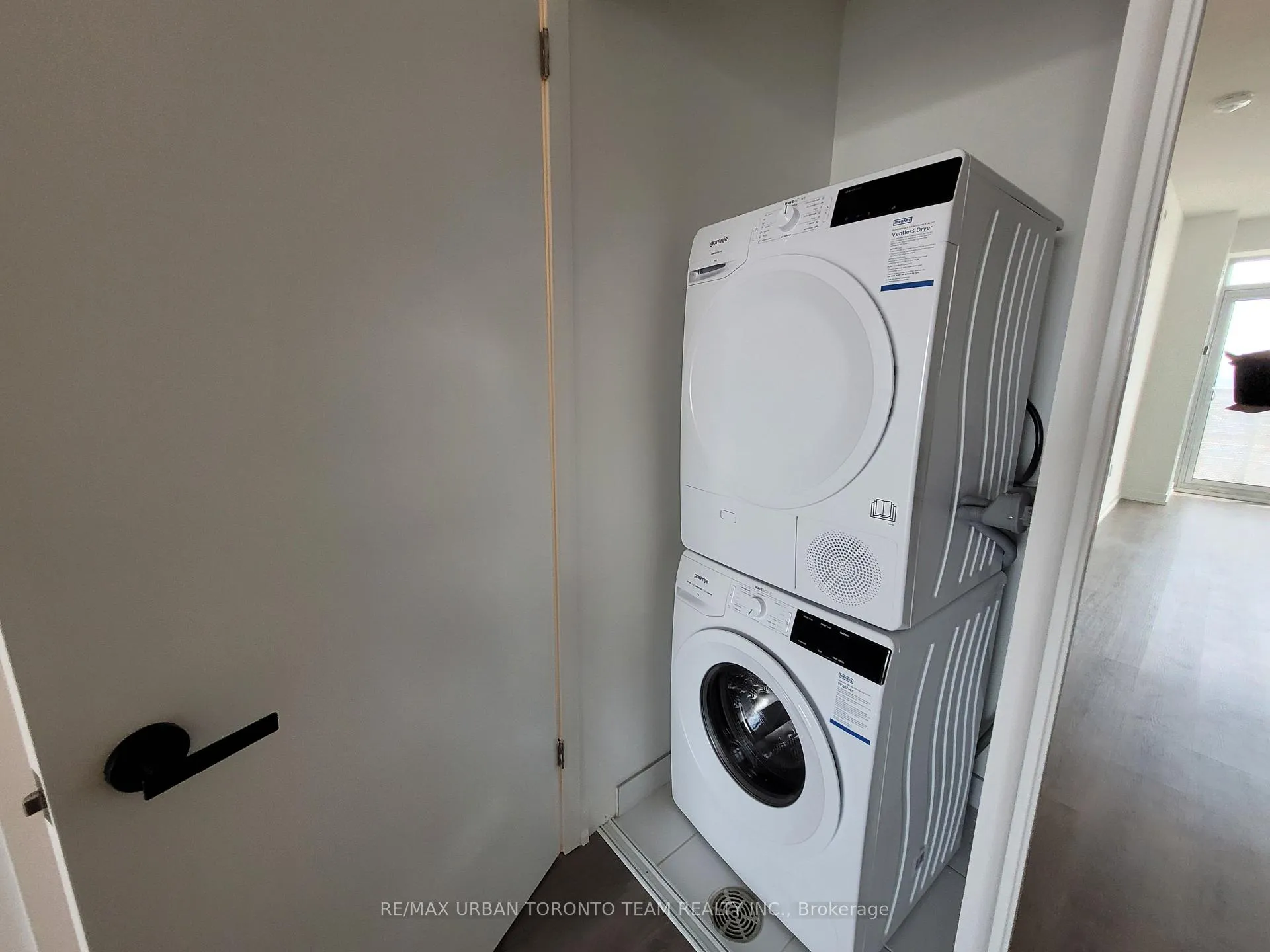 Photo 8 of Unit 1907, 225 Commerce St Street, Vaughan, Vaughan Corporate Centre — HOMEH