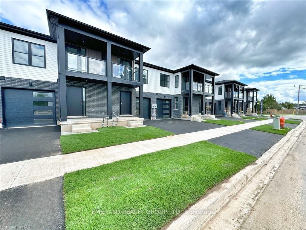 Photo 3 of 26 MARINA Pl, Welland, Lincoln/Crowland — HOMEH