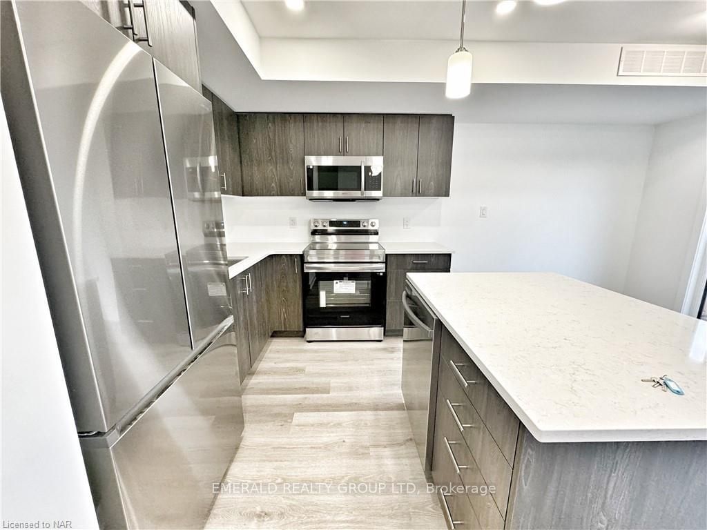 Photo 7 of 26 MARINA Pl, Welland, Lincoln/Crowland — HOMEH