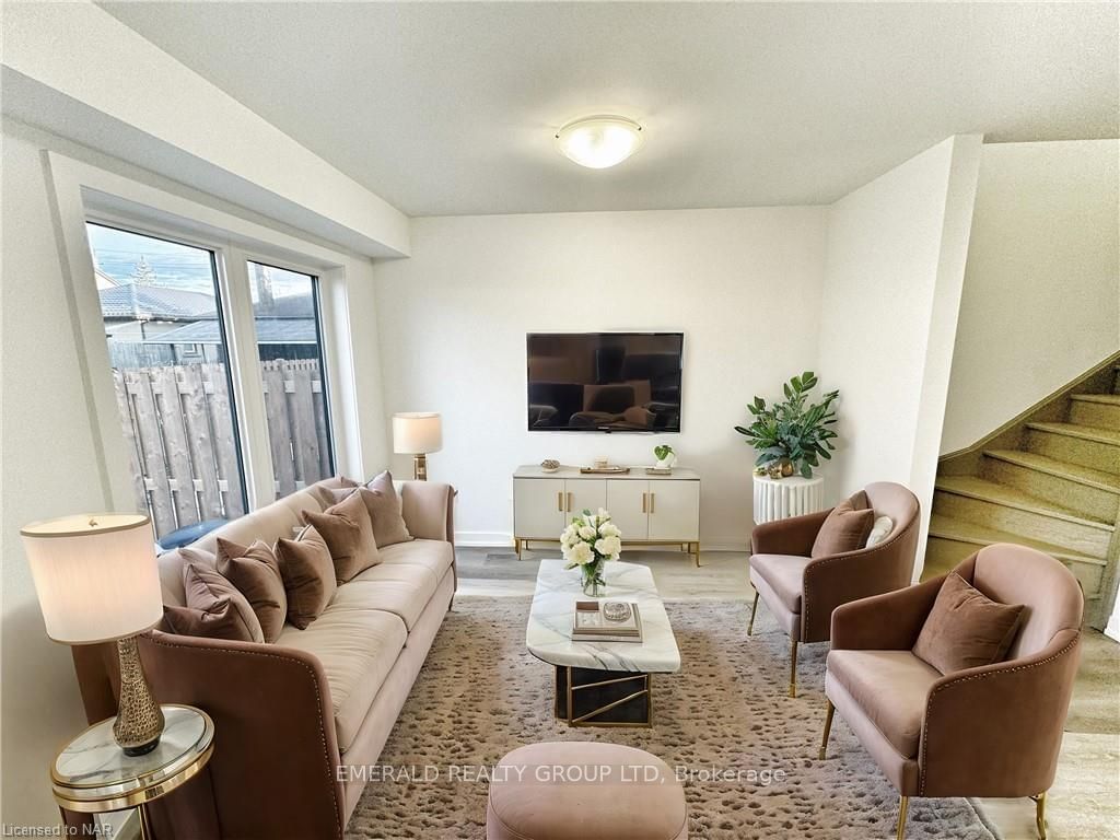 Photo 8 of 26 MARINA Pl, Welland, Lincoln/Crowland — HOMEH