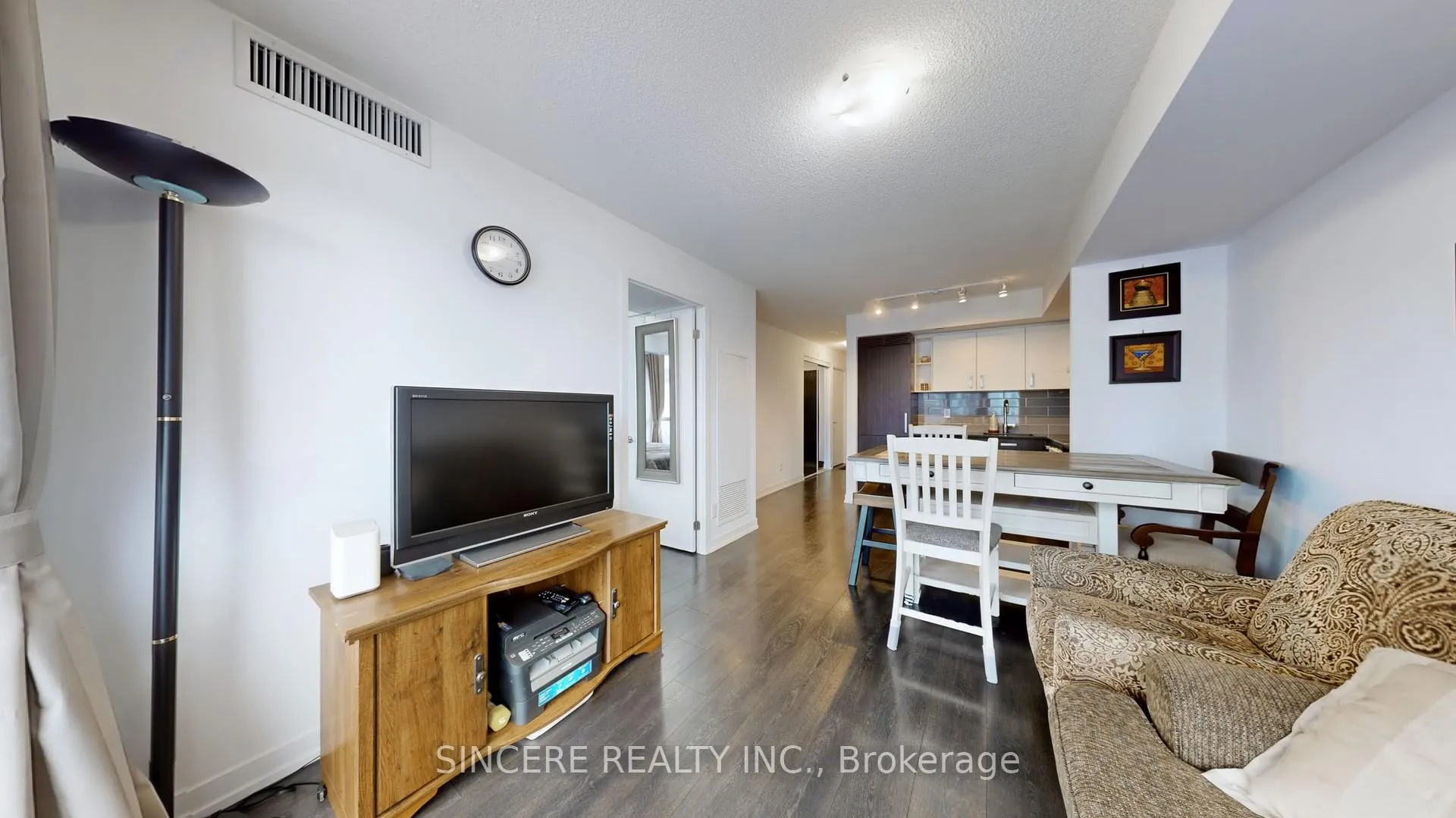 Photo 6 of Unit 2507, 125 Redpath Avenue, Toronto, Mount Pleasant West — HOMEH