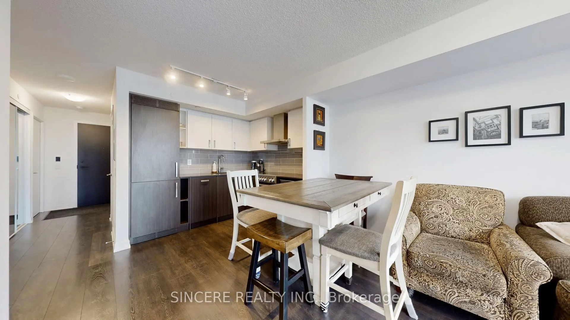 Photo 8 of Unit 2507, 125 Redpath Avenue, Toronto, Mount Pleasant West — HOMEH