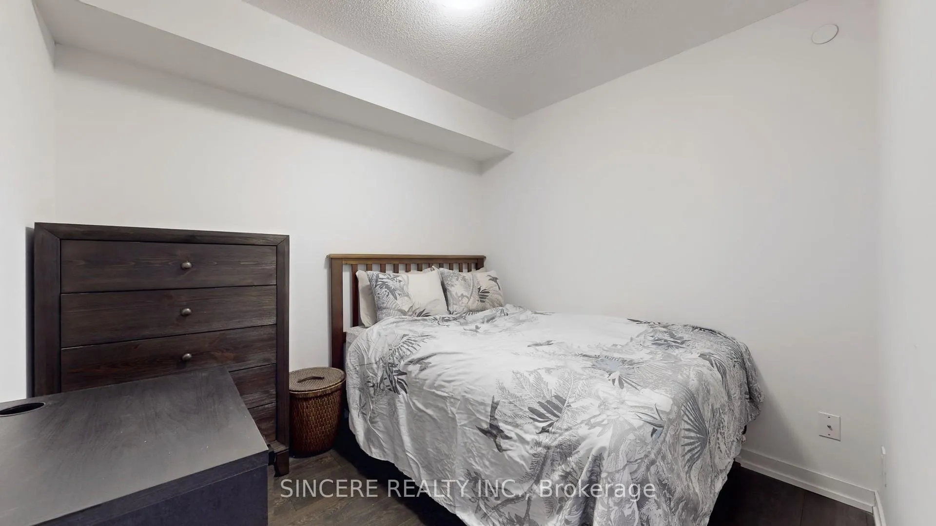 Photo 18 of Unit 2507, 125 Redpath Avenue, Toronto, Mount Pleasant West — HOMEH
