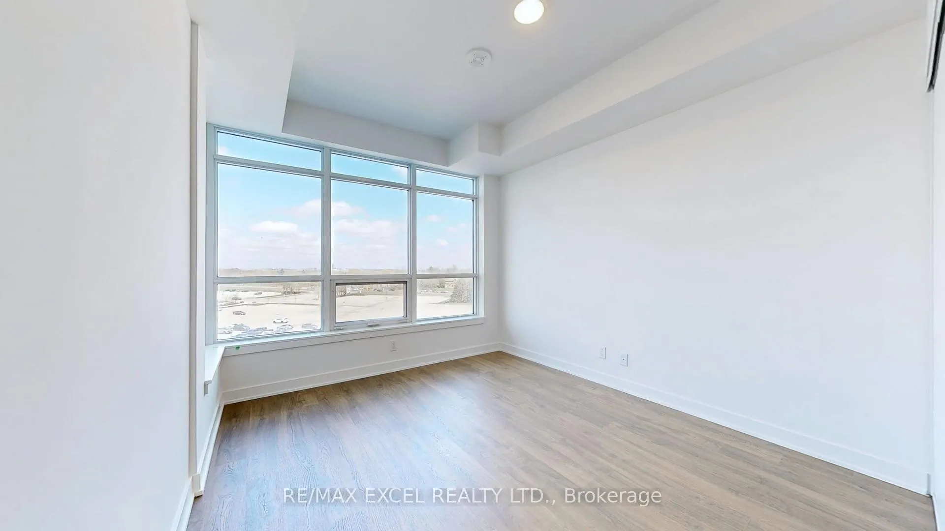 Photo 14 of Unit 531, 50 Upper Mall Way, Vaughan, Brownridge — HOMEH