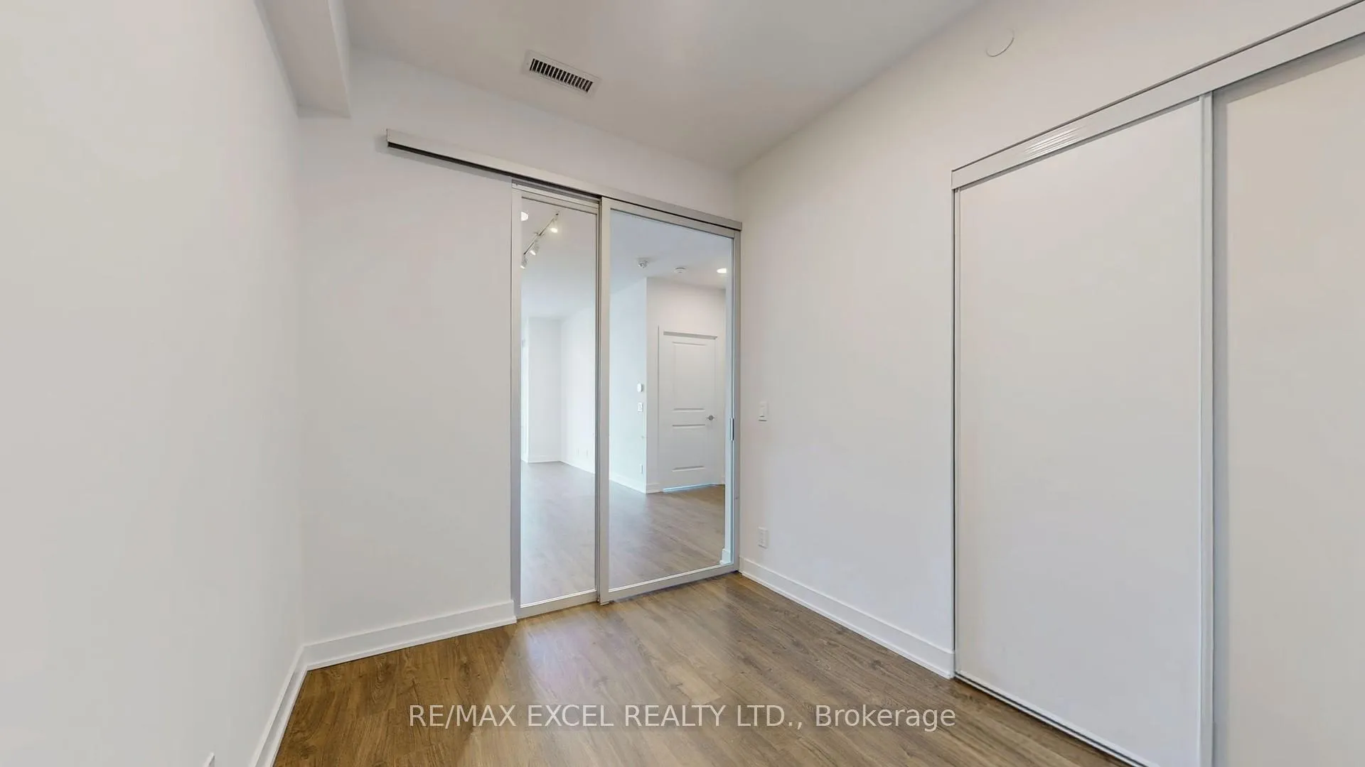 Photo 20 of Unit 531, 50 Upper Mall Way, Vaughan, Brownridge — HOMEH