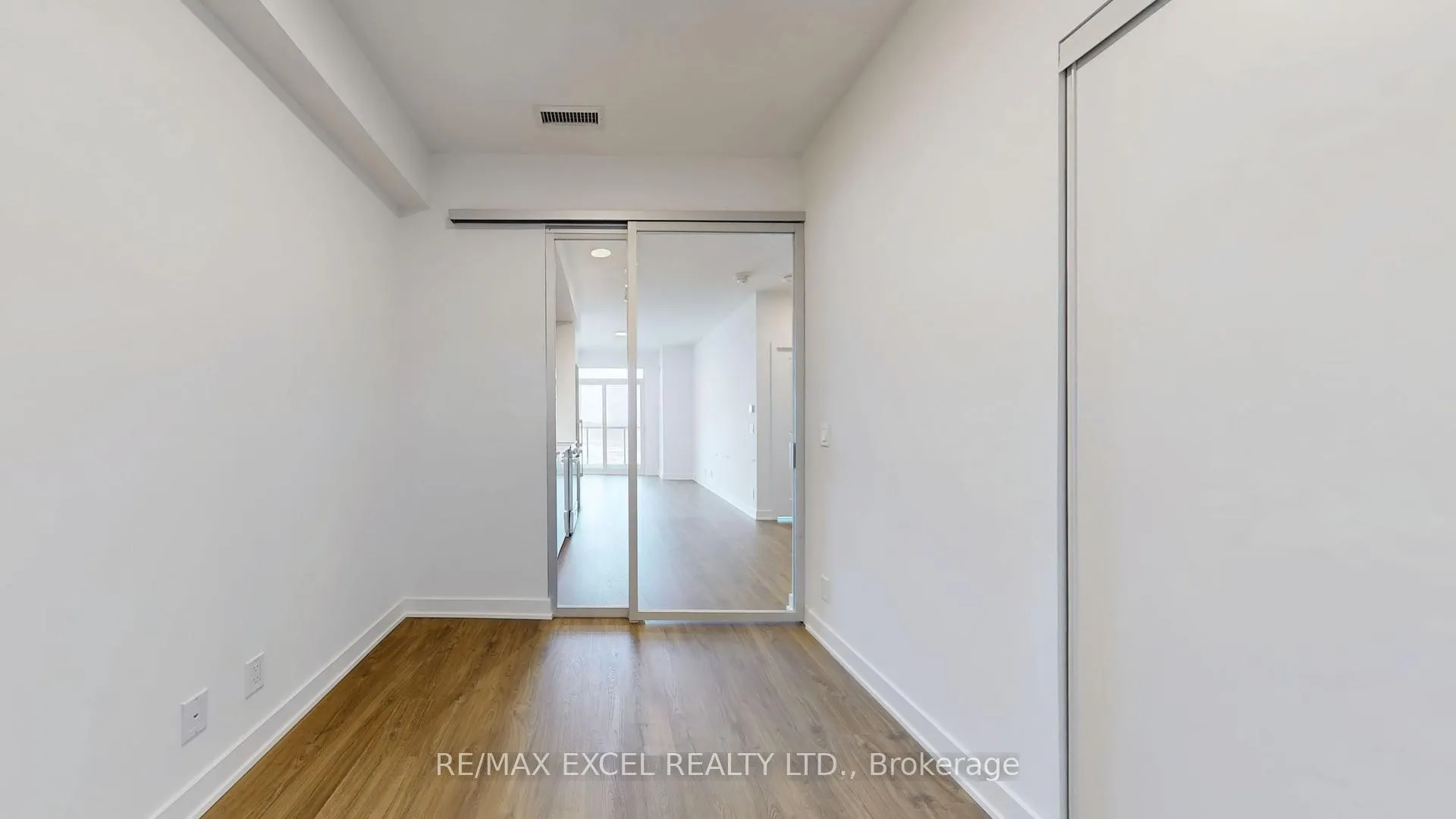 Photo 21 of Unit 531, 50 Upper Mall Way, Vaughan, Brownridge — HOMEH