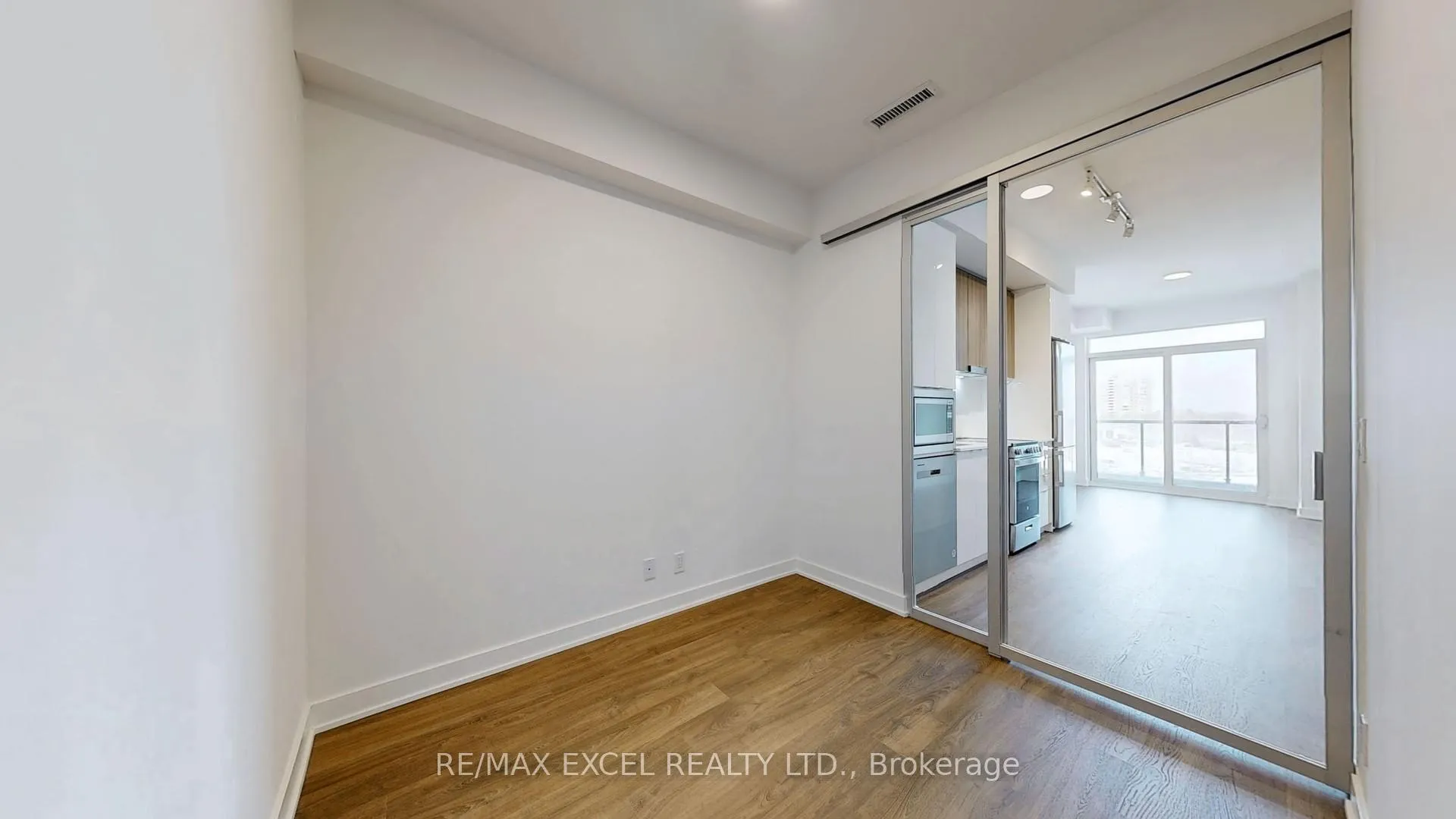 Photo 22 of Unit 531, 50 Upper Mall Way, Vaughan, Brownridge — HOMEH