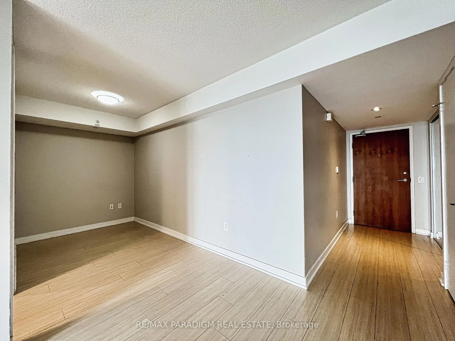 Photo 14 of Unit 1003, 85 Queens Wharf Road, Toronto, Waterfront Communities — HOMEH